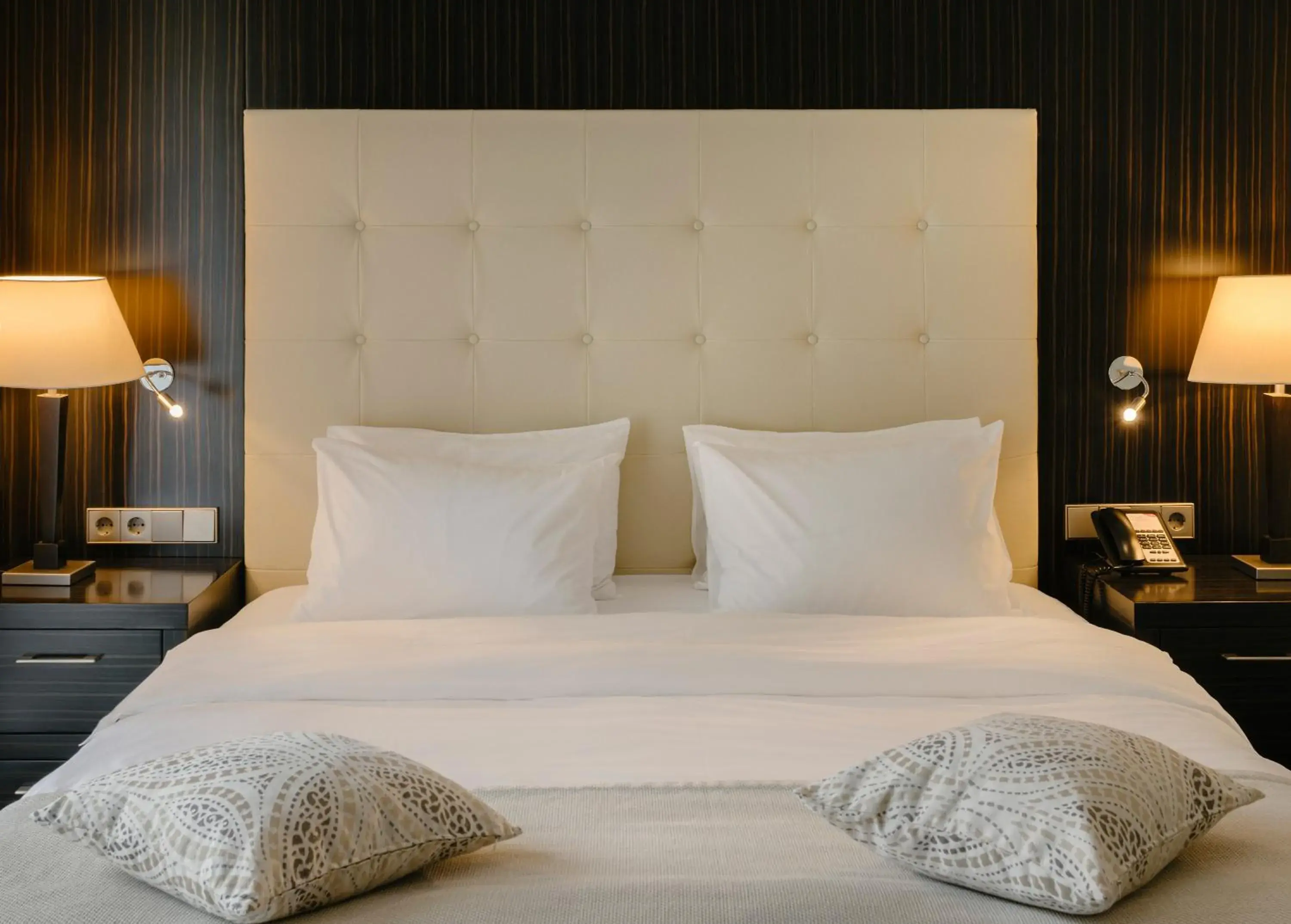 Premium King Room with Terrace and River View in Crowne Plaza - Borjomi by IHG Premium King Room with Terrace and River View in Crowne Plaza - Borjomi by IHG