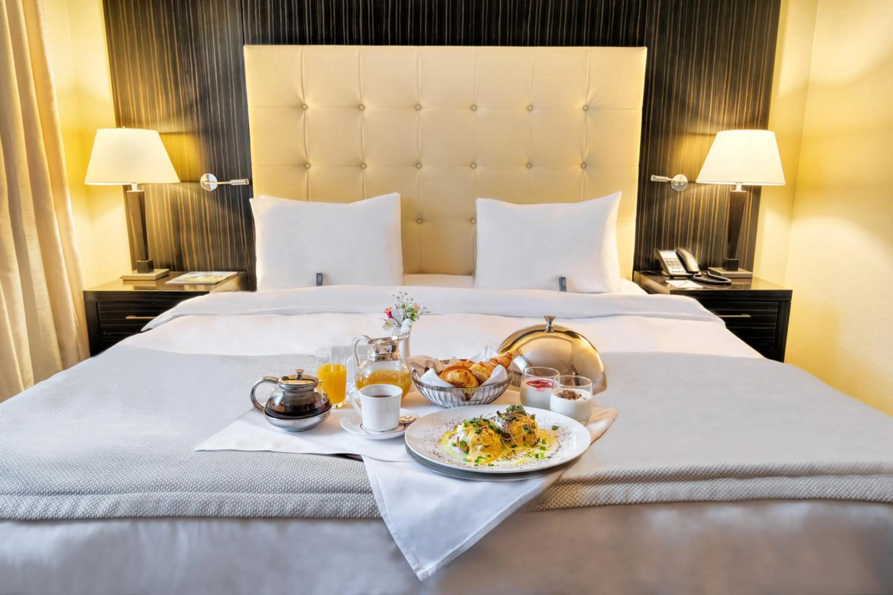 Breakfast, Bed in Crowne Plaza - Borjomi by IHG