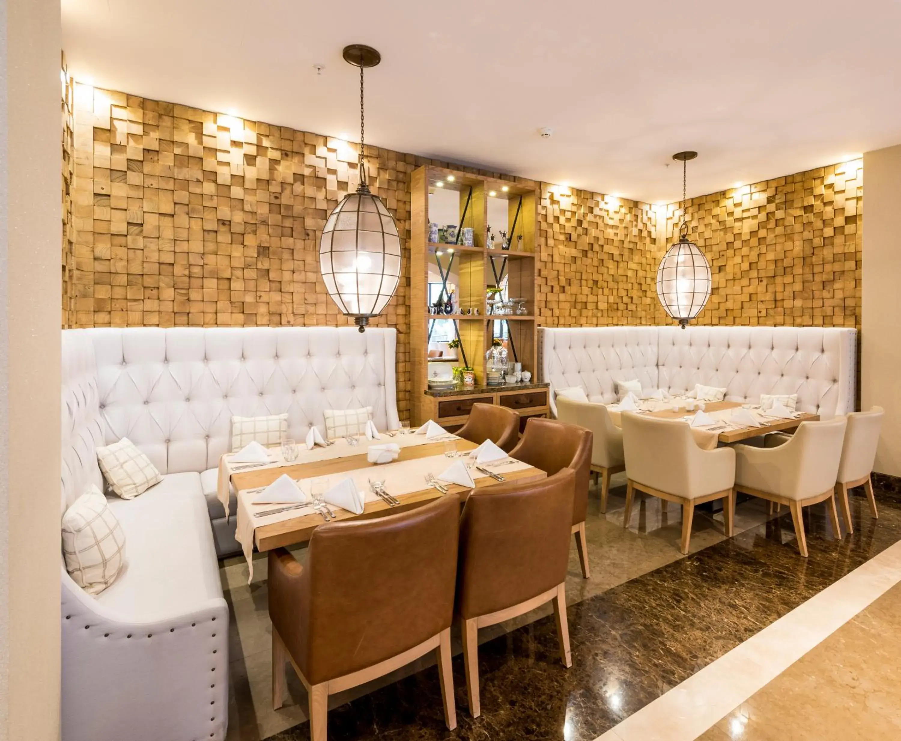 Restaurant/places to eat in Crowne Plaza - Borjomi by IHG Restaurant/places to eat in Crowne Plaza - Borjomi by IHG