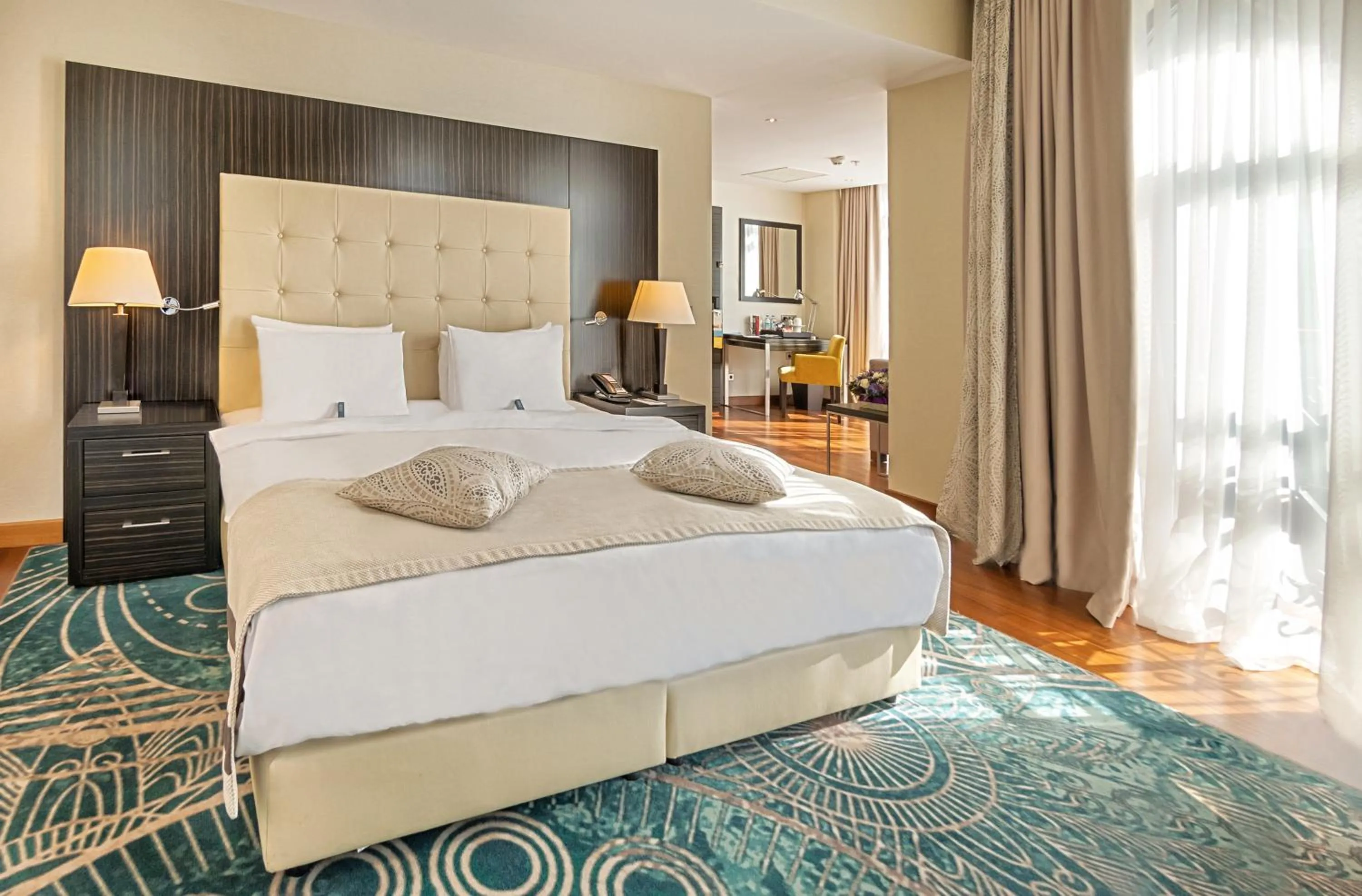 Bedroom, Bed in Crowne Plaza - Borjomi by IHG