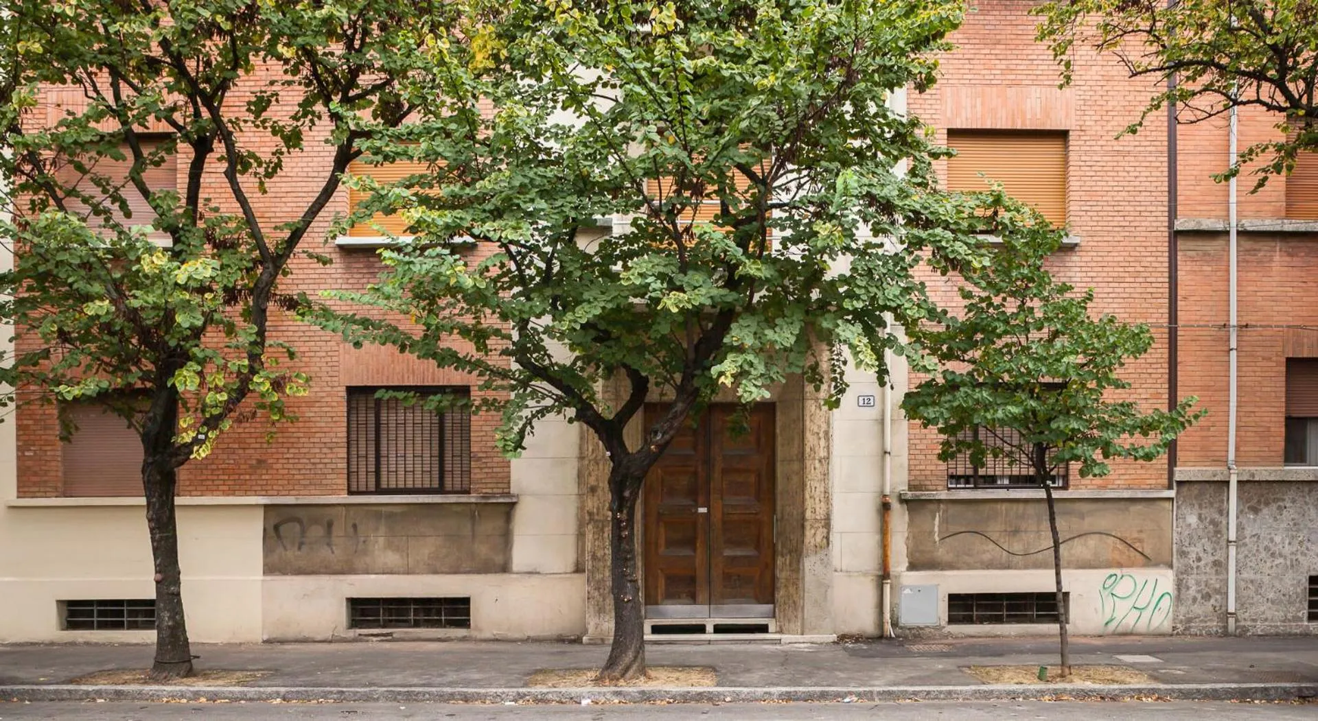 Property building in Bologna Suite