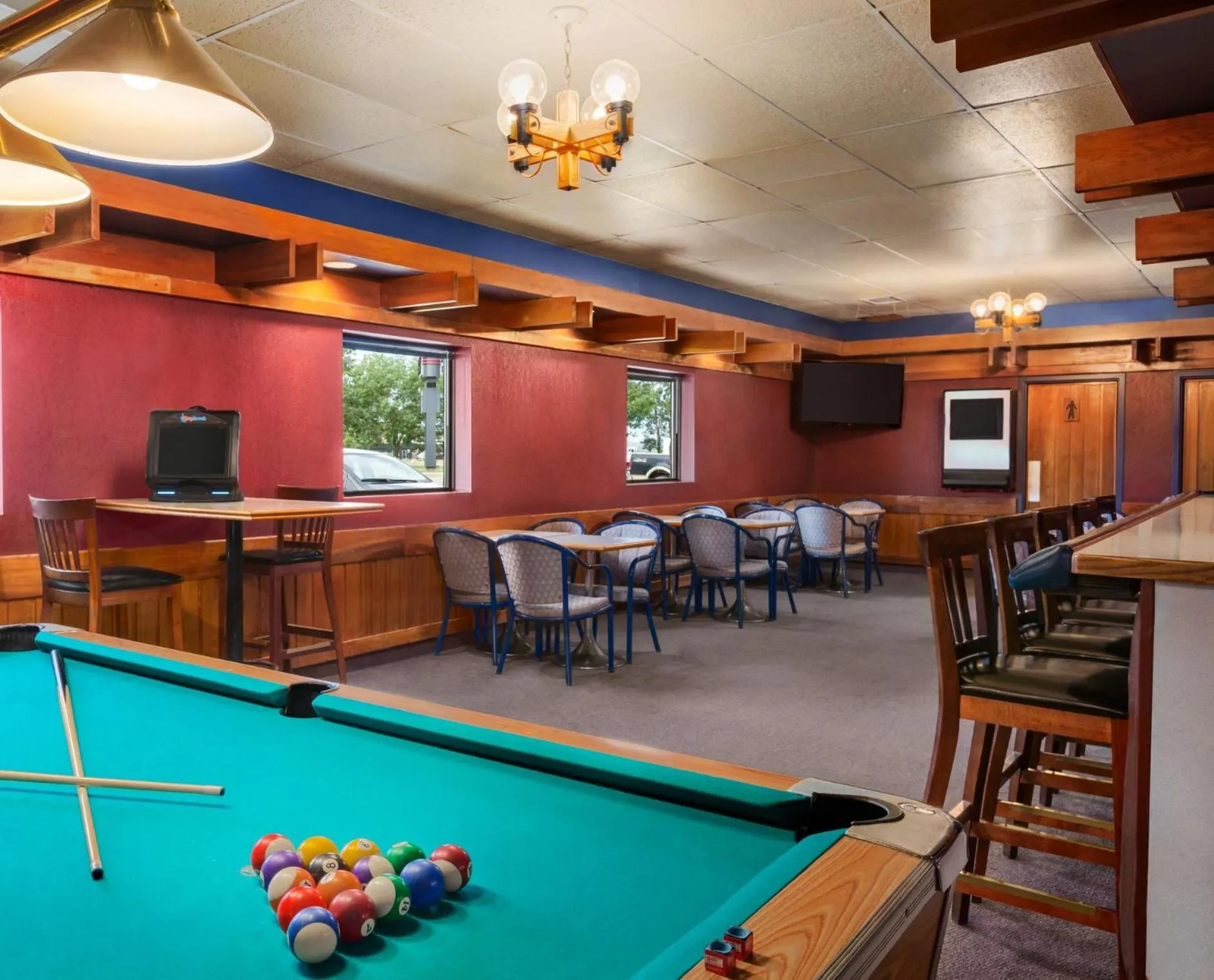 Communal lounge/ TV room in Canada Grey Motor Inn