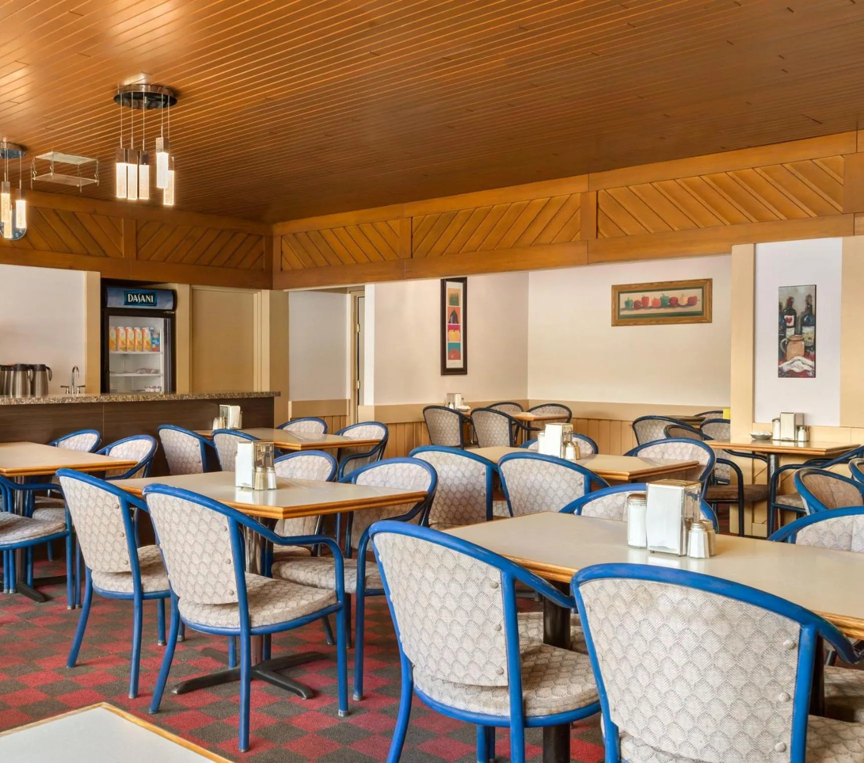 Restaurant/places to eat in Canada Grey Motor Inn
