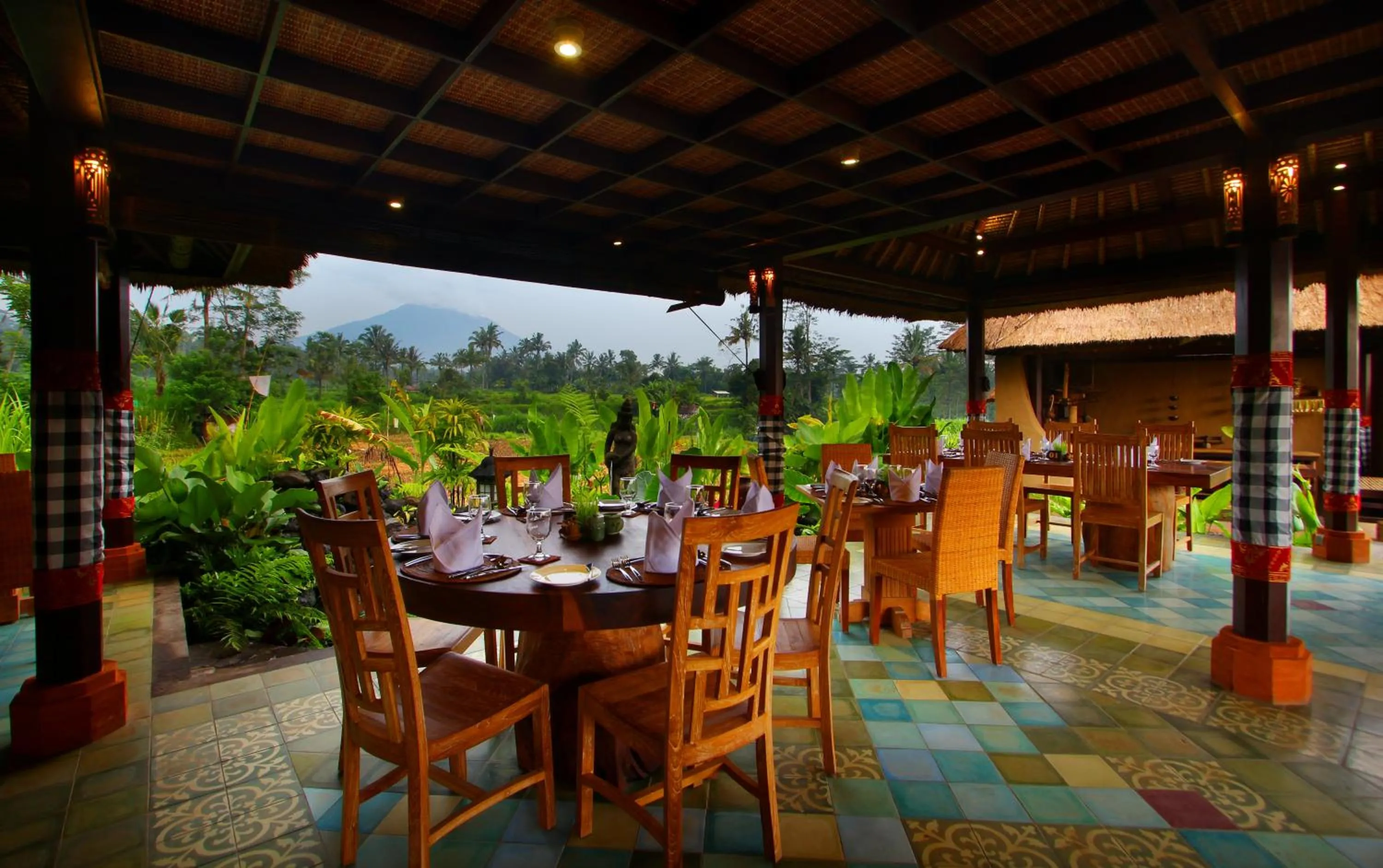 Restaurant/places to eat in De Klumpu Bali Eco Tradi Stay