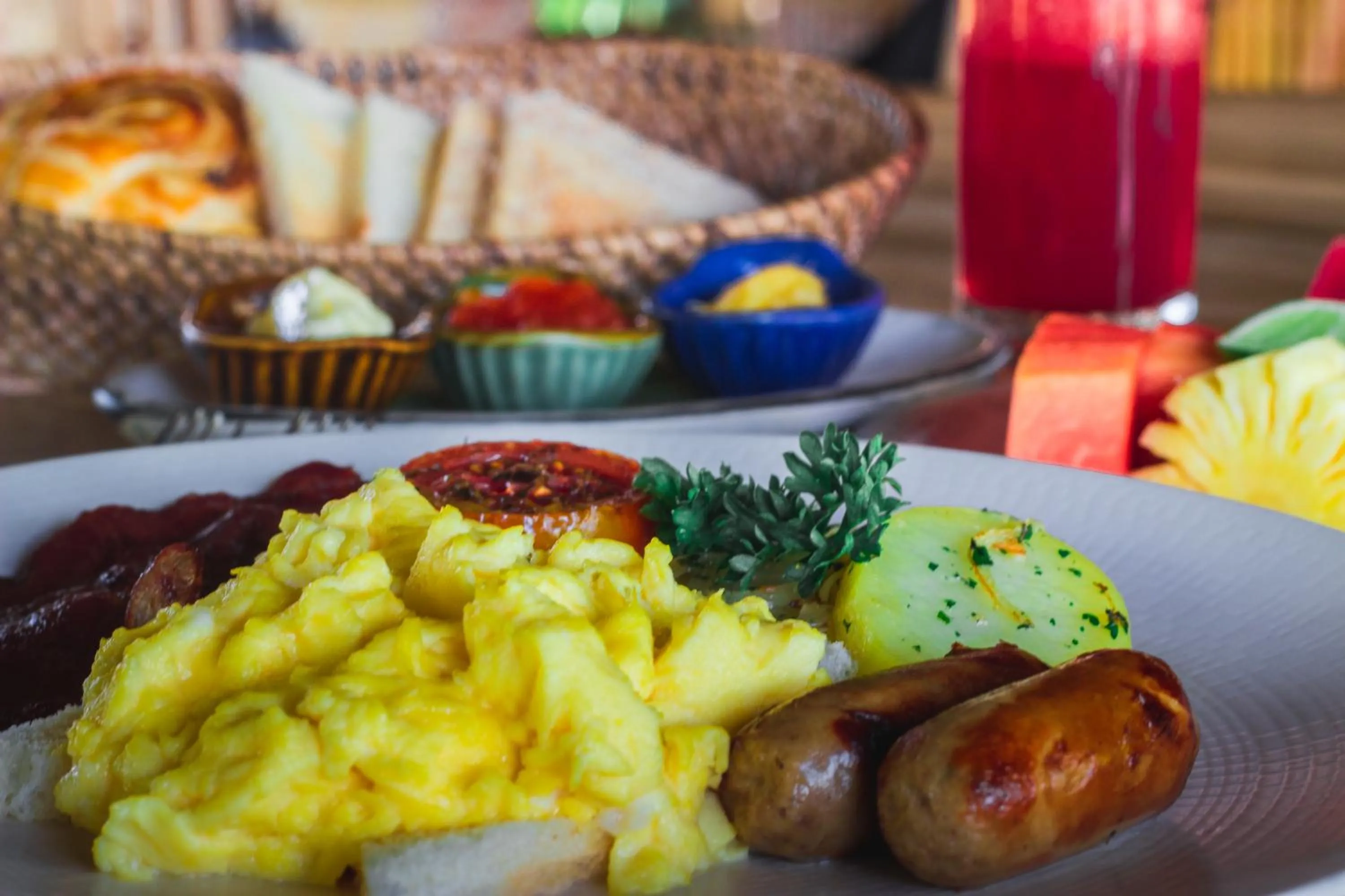 Food and drinks in De Klumpu Bali Eco Tradi Stay