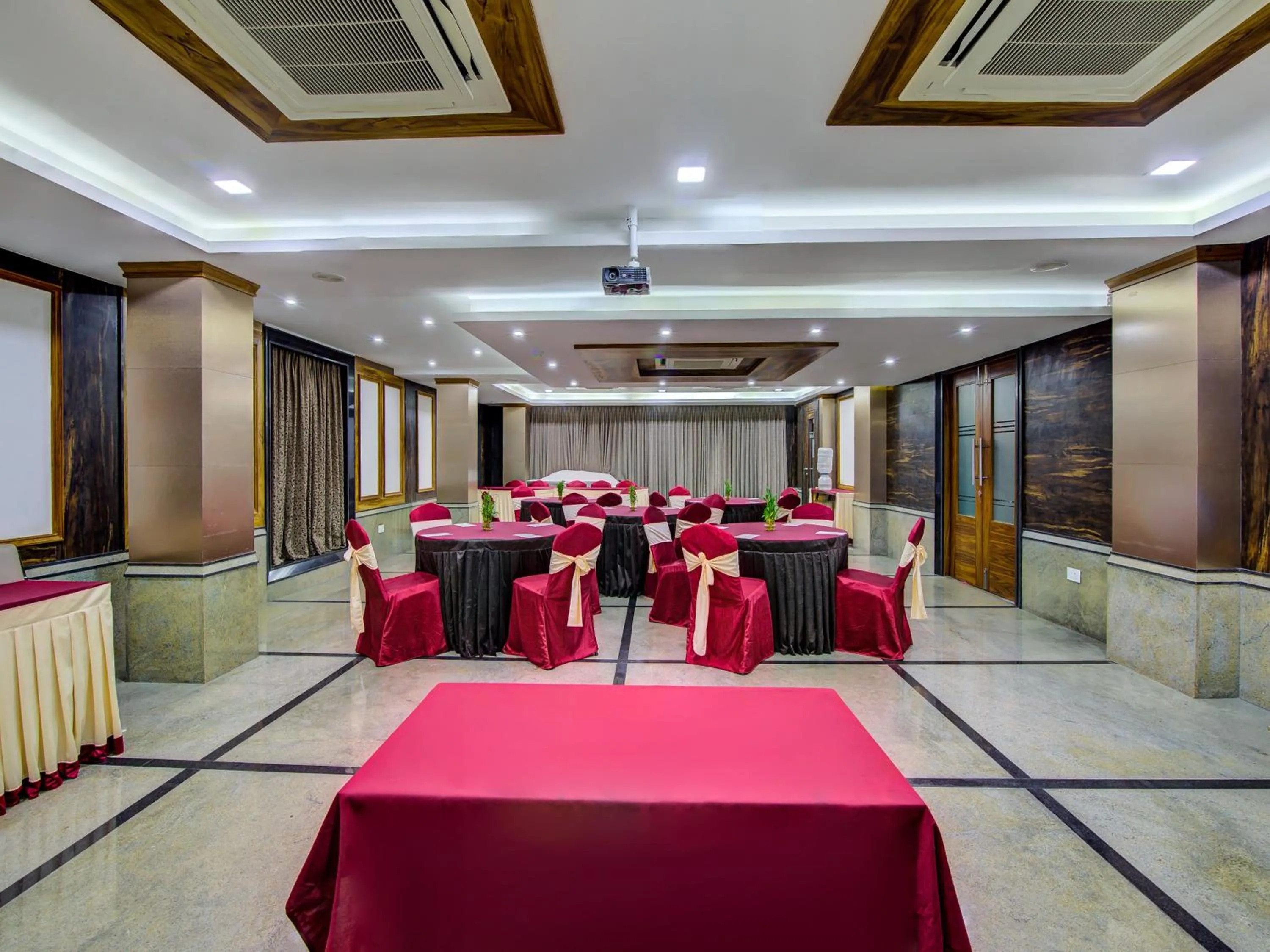 Meeting/conference room in MySpace Hotels Silverstar