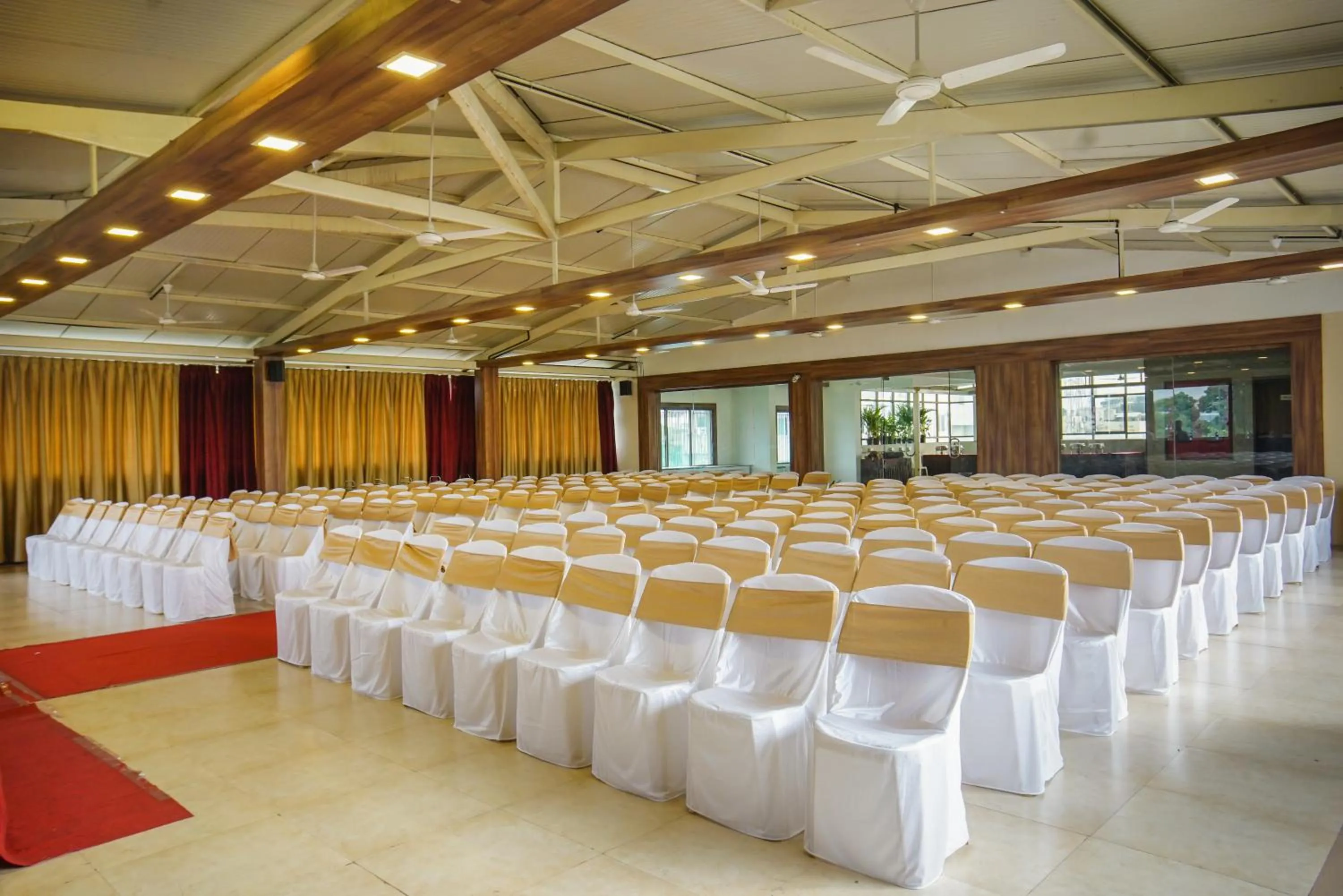 Banquet/Function facilities in MySpace Hotels Silverstar