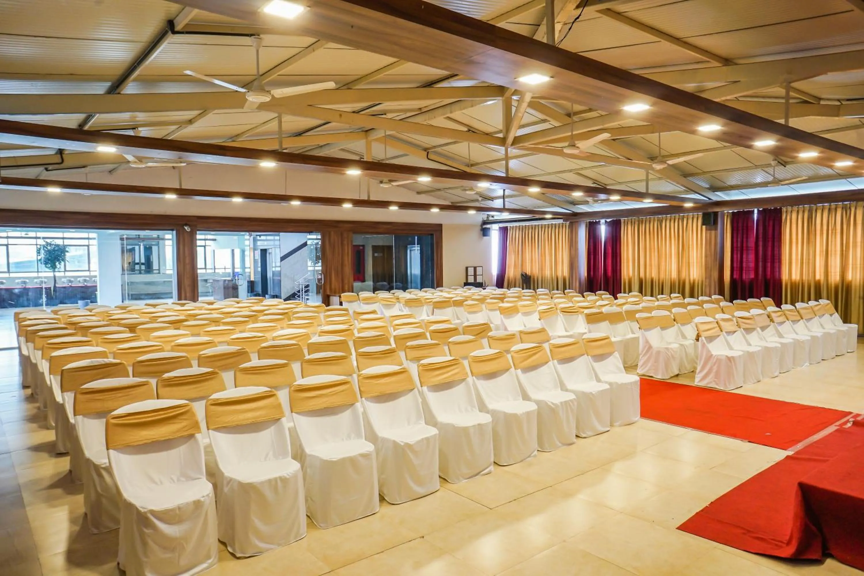 Banquet/Function facilities in MySpace Hotels Silverstar