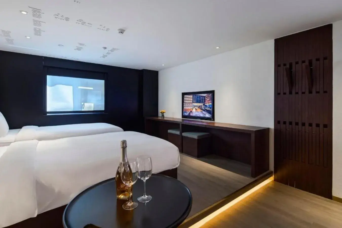 Double or Twin Room with Private Bathroom - single occupancy in CitiGO Hotel, South Gate of Xi'an Bell Tower Double or Twin Room with Private Bathroom - single occupancy in CitiGO Hotel, South Gate of Xi'an Bell Tower