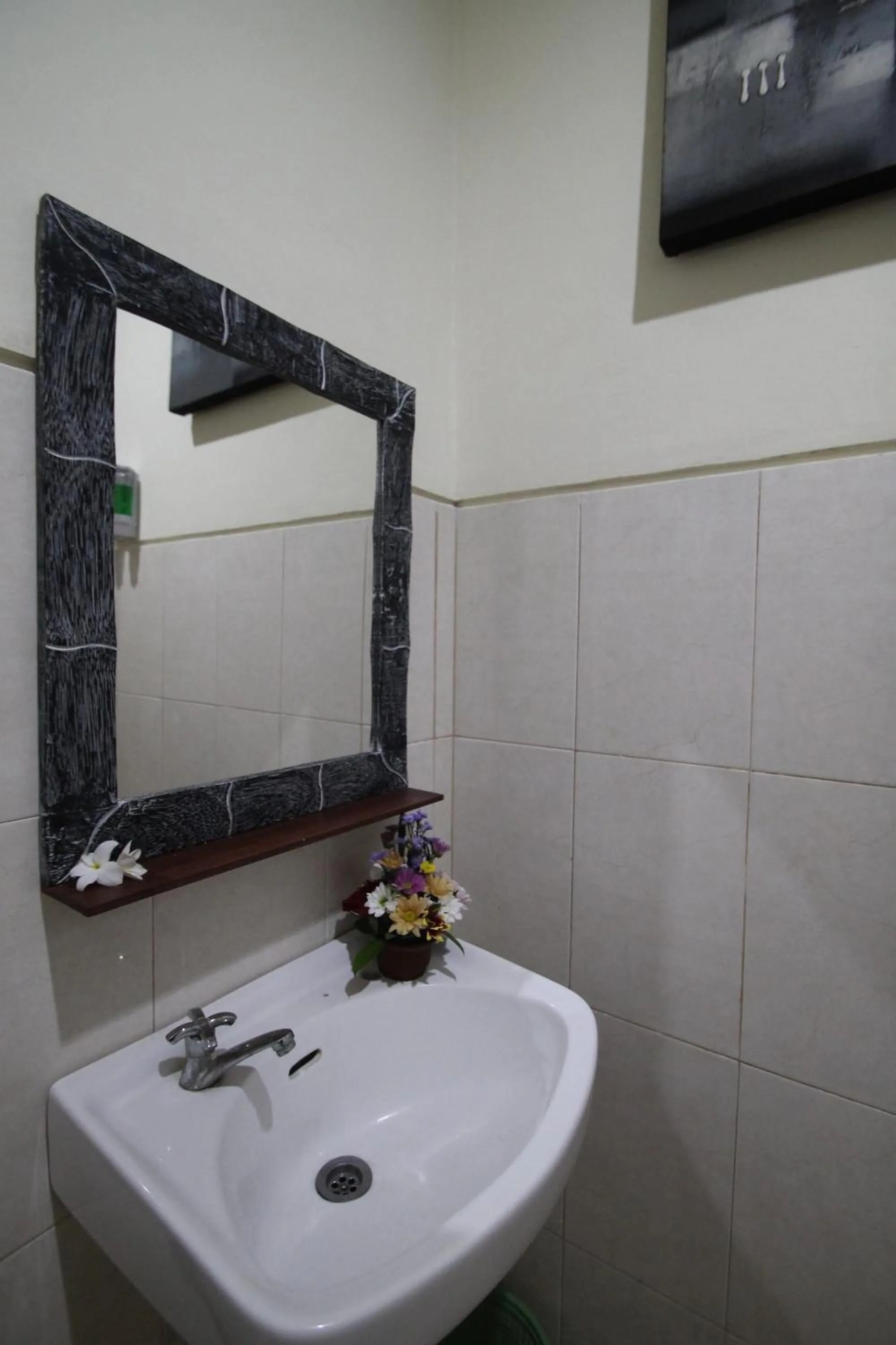 Bathroom in Pondok Muwa Guest House