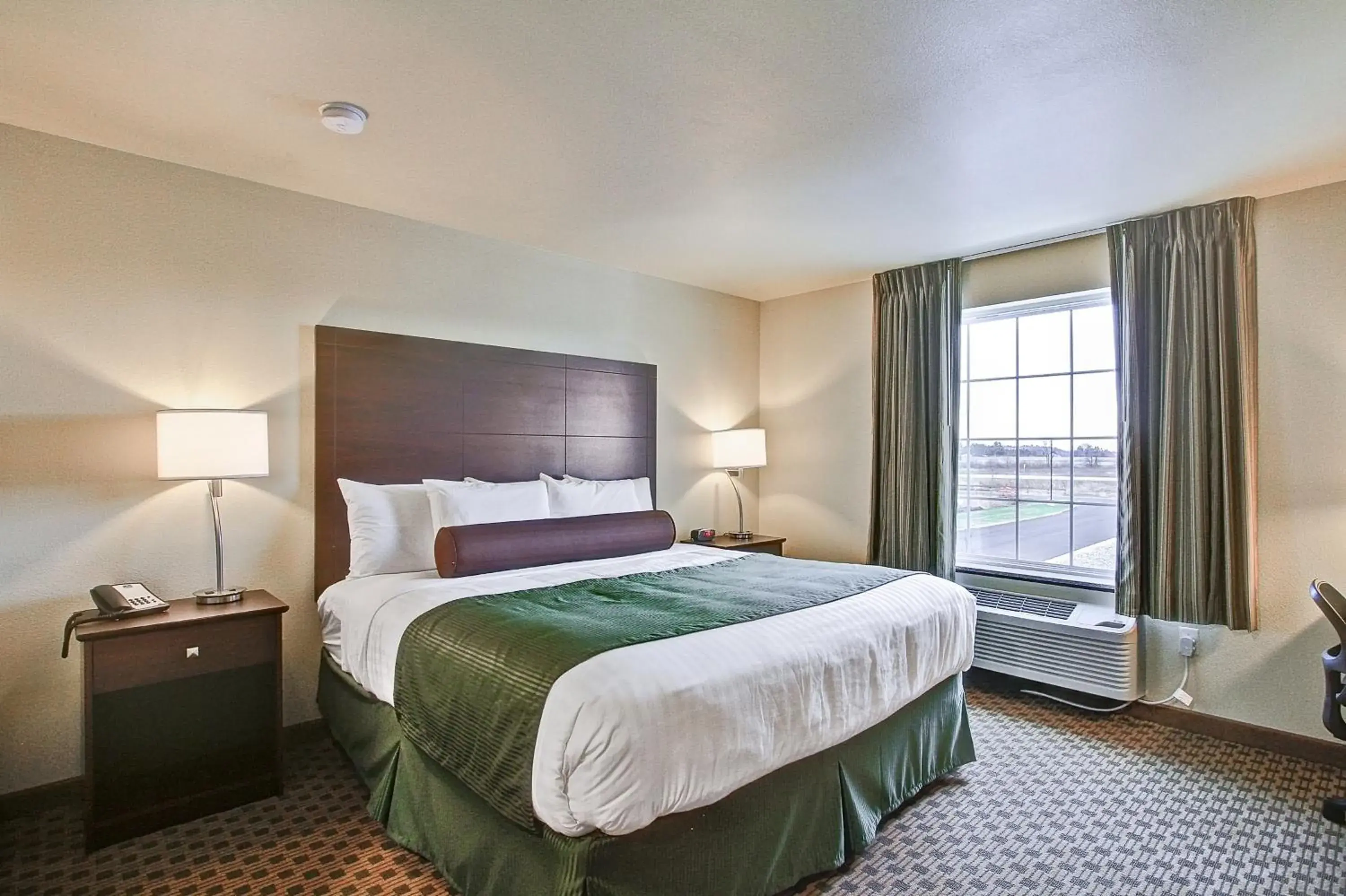 King Room in Castle Rock Inn & Suites - Quinter King Room in Castle Rock Inn & Suites - Quinter