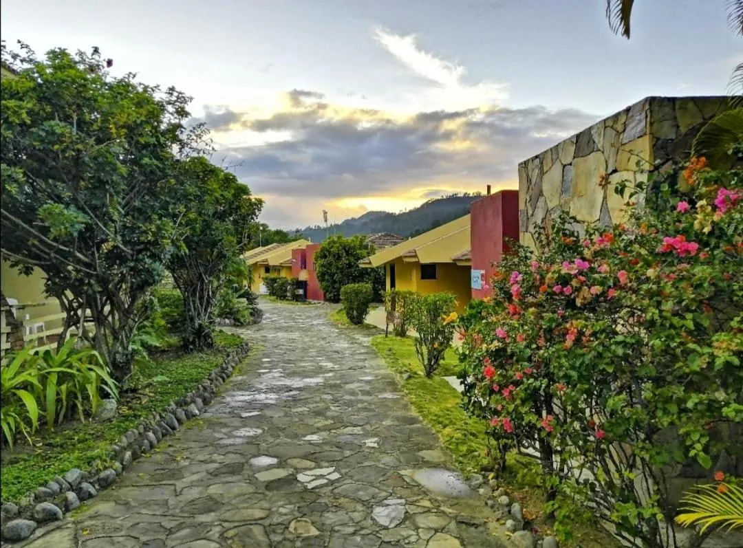 Garden view in Jarabacoa River Club & Resort