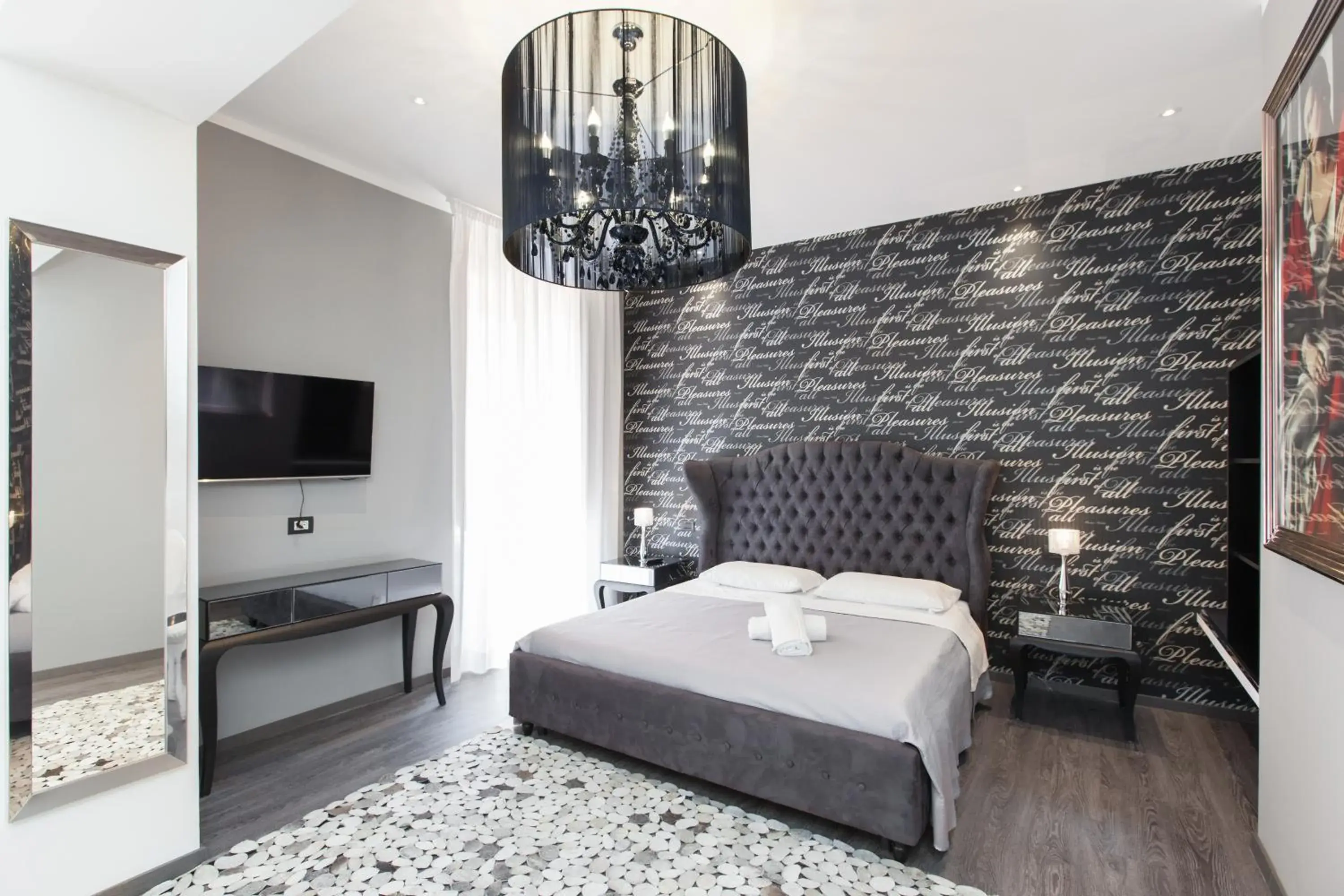 Photo of the whole room, Bed in Town House Roma Photo of the whole room, Bed in Town House Roma