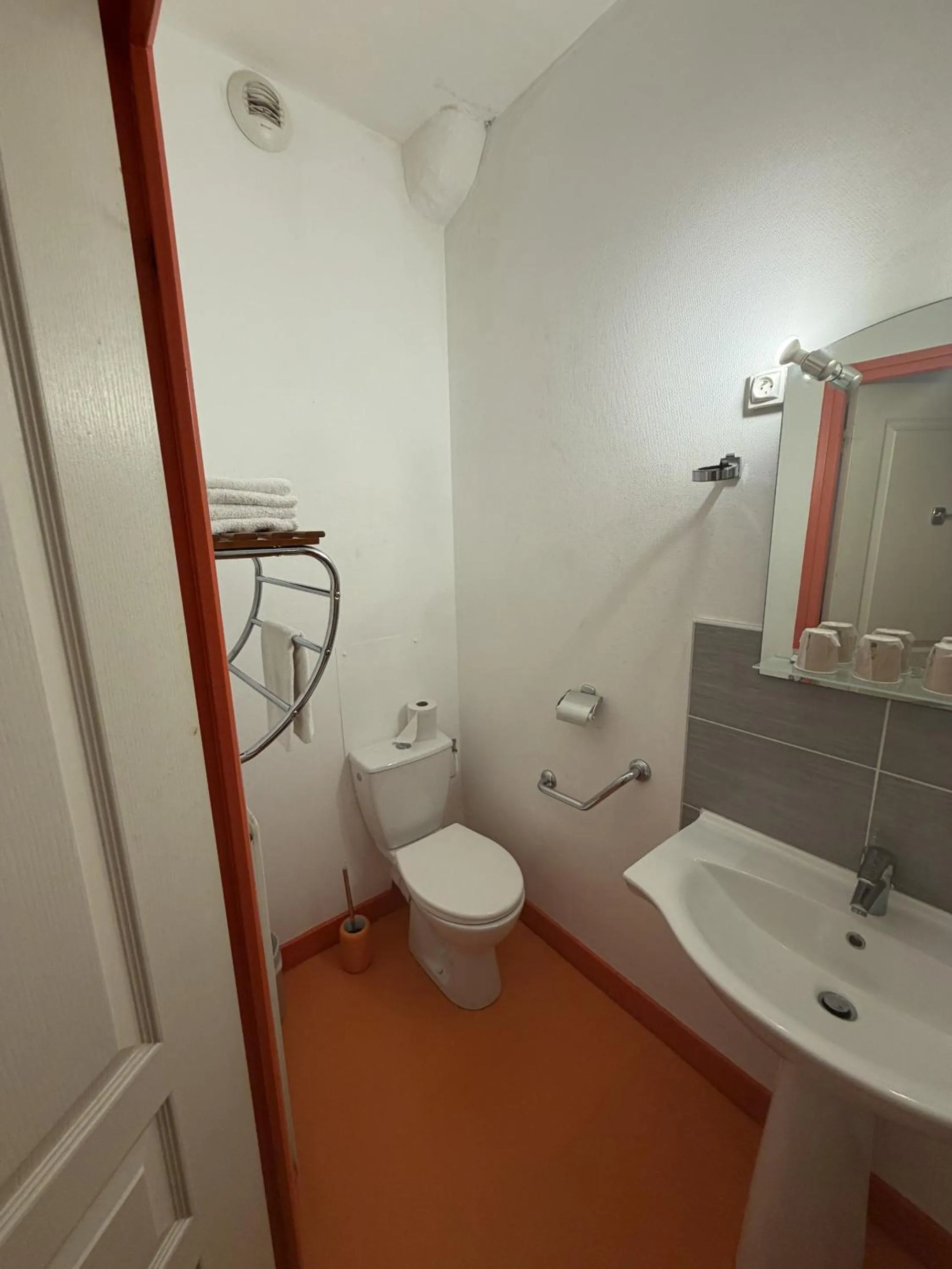 Bathroom in Le coin des Halles