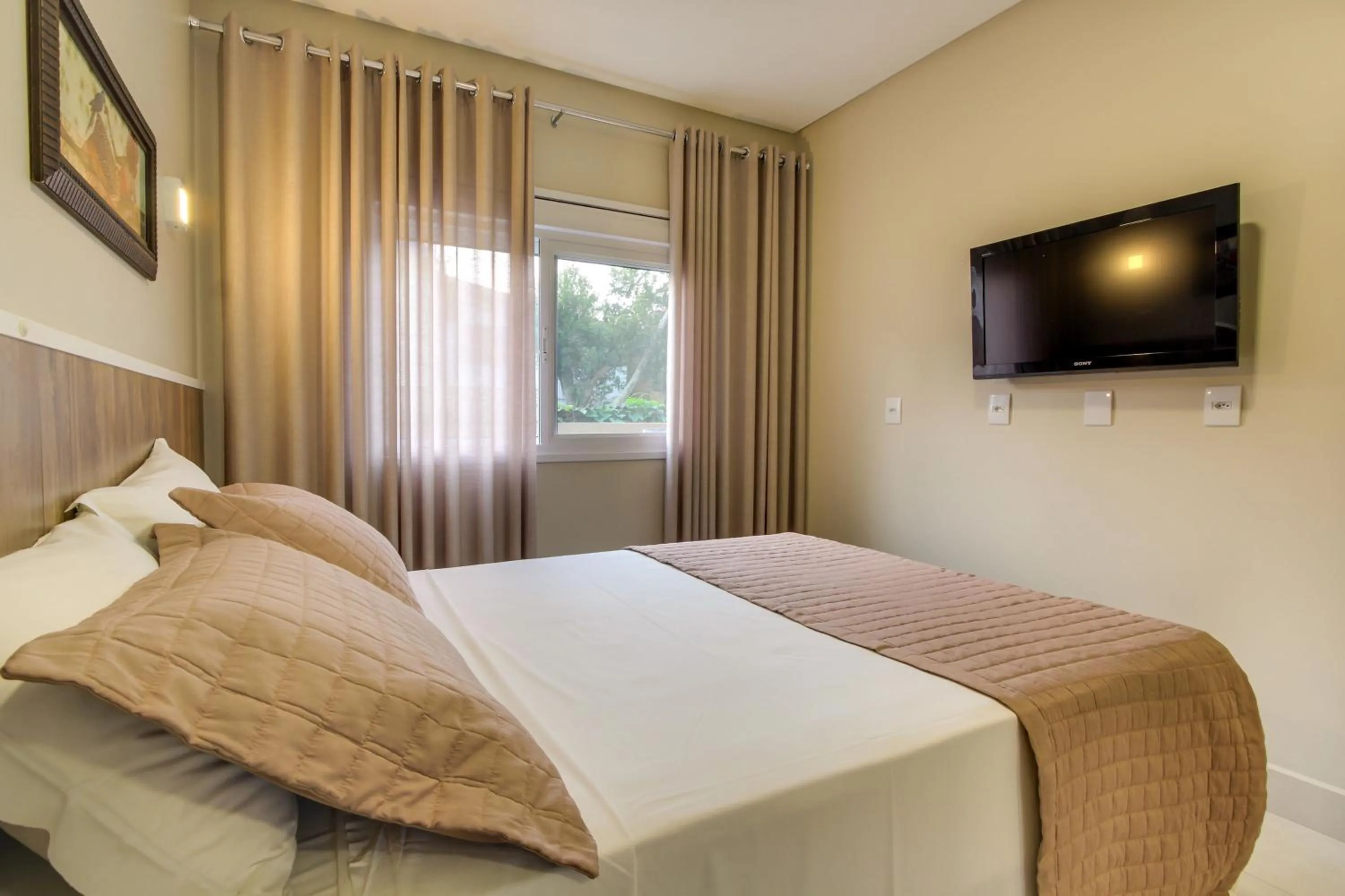 Bed in Residencial Casa Flora