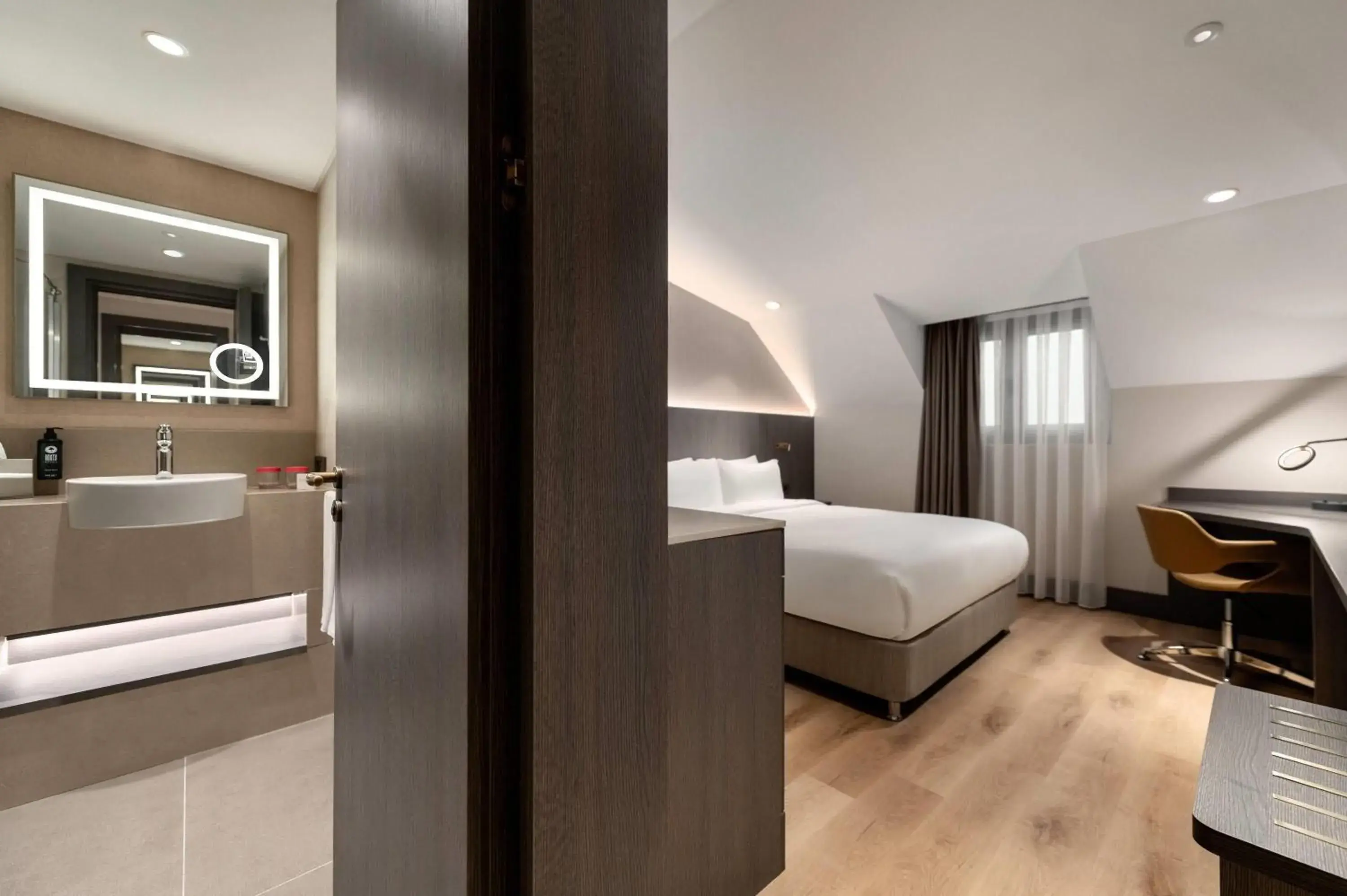 1 Queen Bed, Standard Roof Room in Ramada by Wyndham Arnavutkoy 1 Queen Bed, Standard Roof Room in Ramada by Wyndham Arnavutkoy