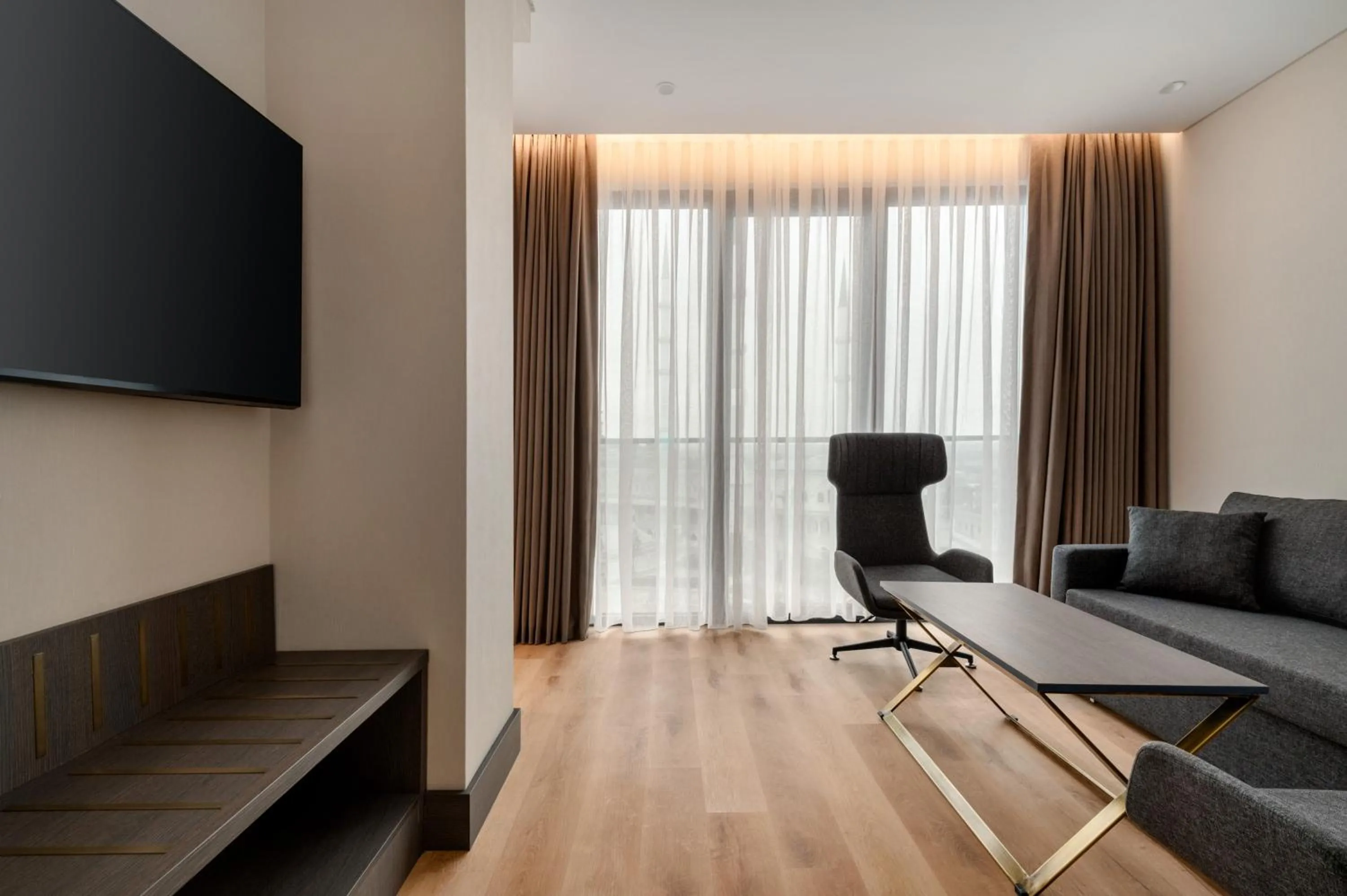TV and multimedia in Ramada by Wyndham Arnavutkoy