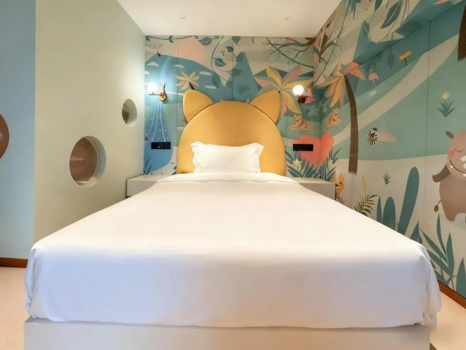 Bed in Wyndham Leshan Downtown