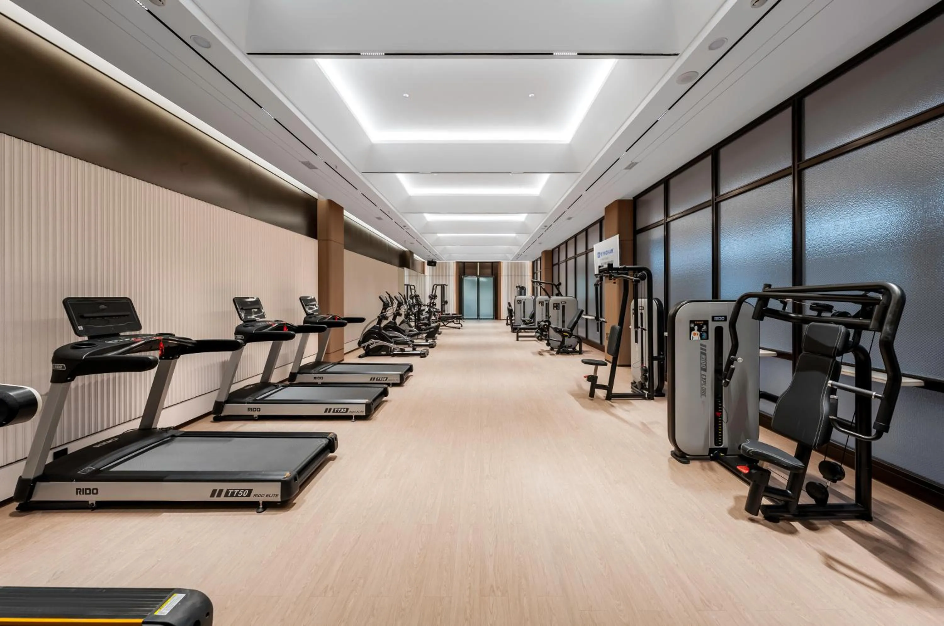 Fitness centre/facilities in Wyndham Leshan Downtown