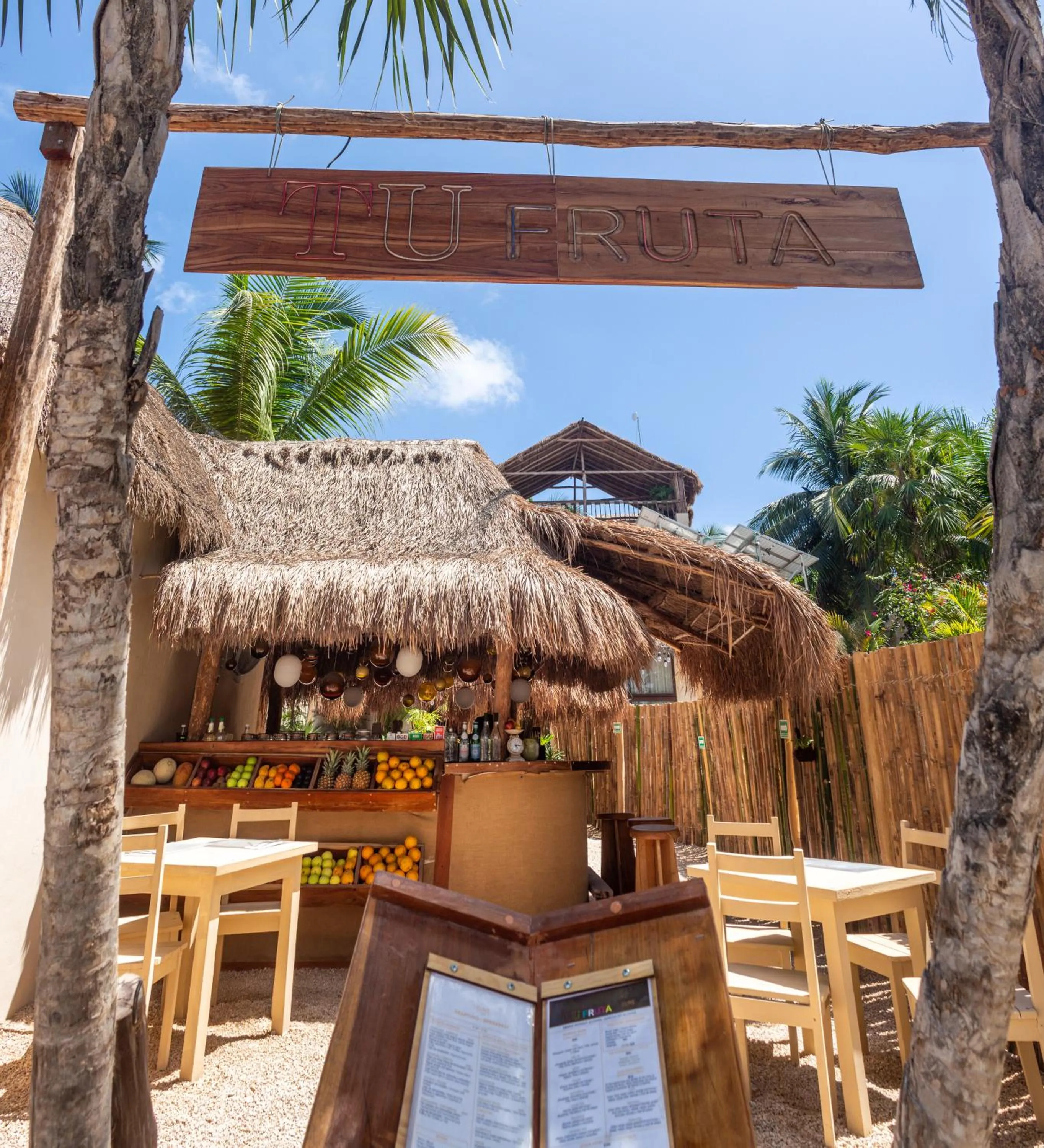 Restaurant/places to eat in Dune Boutique Hotel located at the party zone