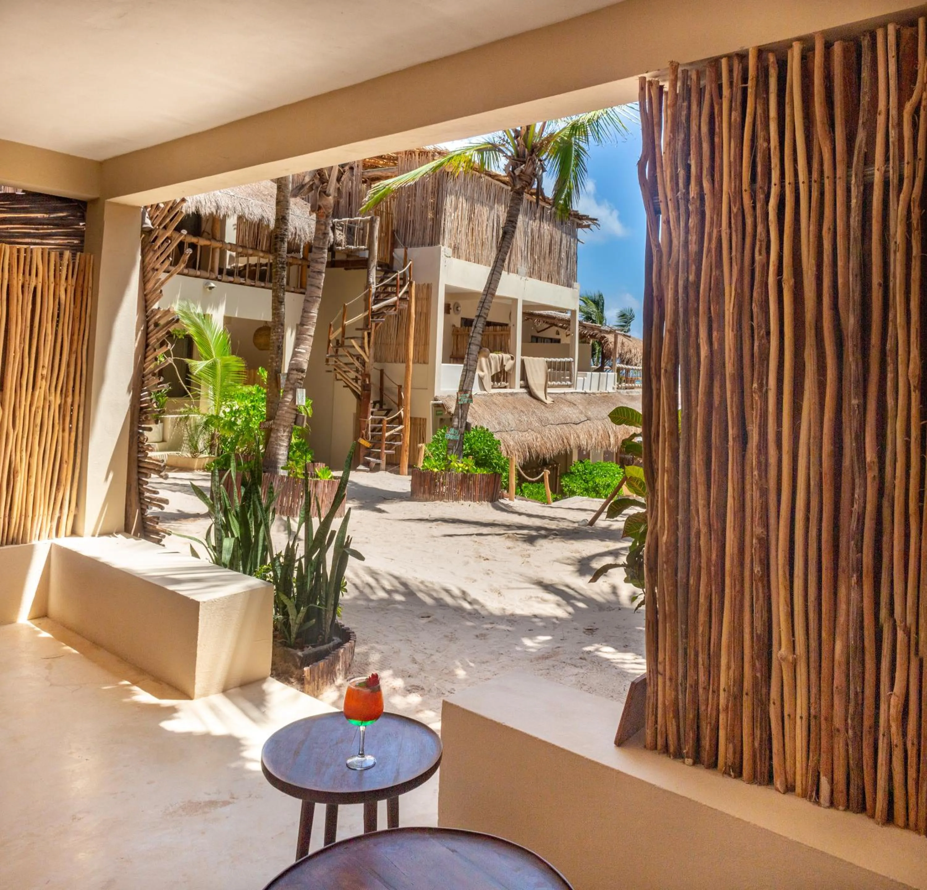 Garden in Dune Boutique Hotel located at the party zone