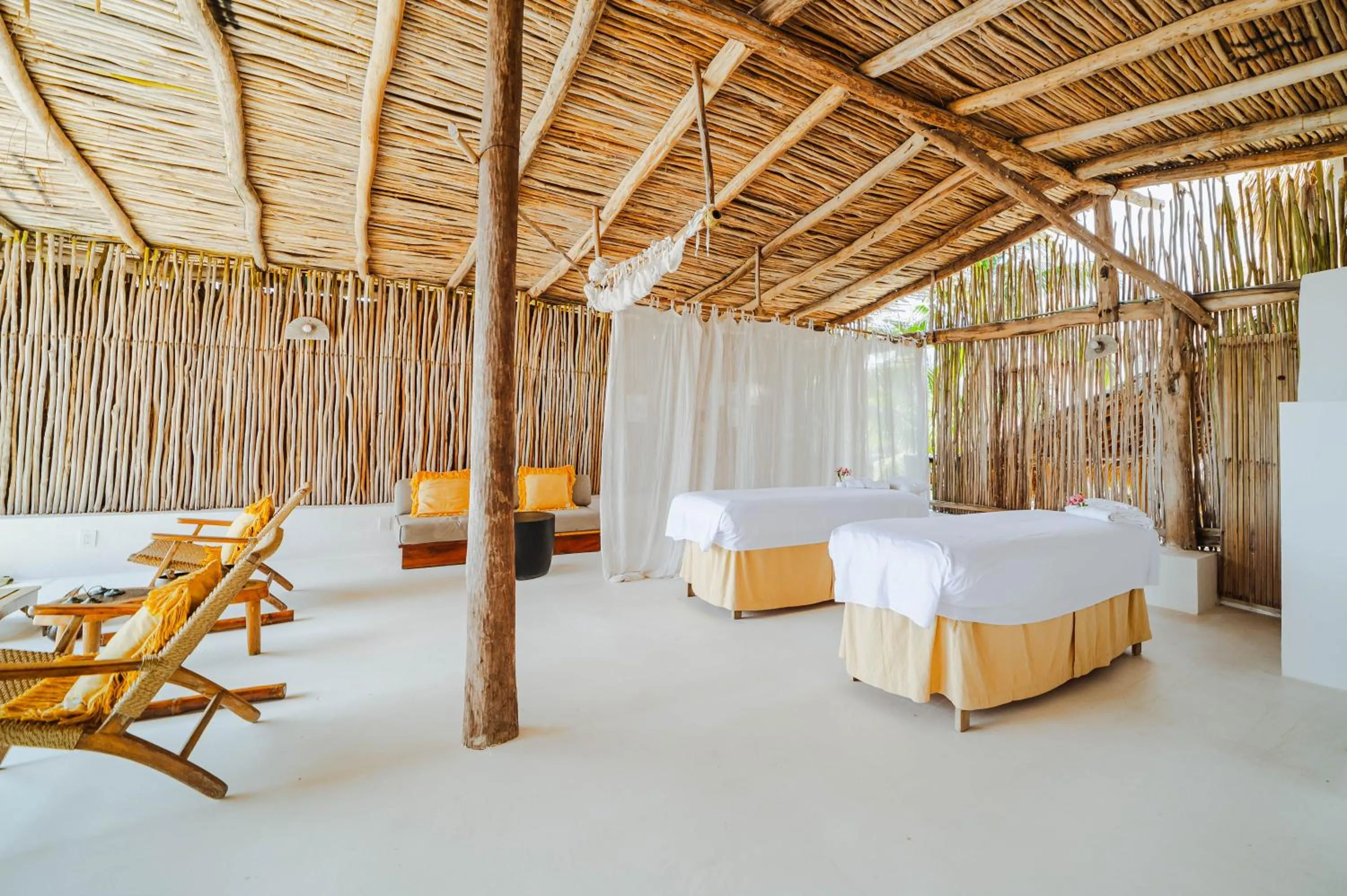 Spa and wellness centre/facilities, Bed in Dune Boutique Hotel located at the party zone