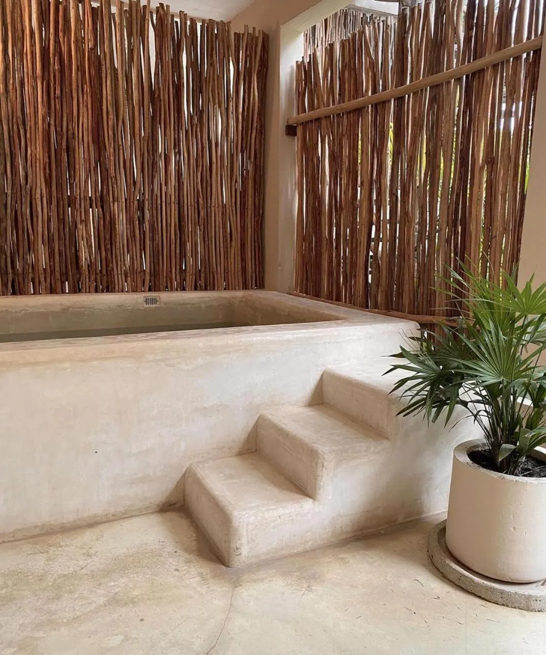 Swimming pool in Dune Boutique Hotel located at the party zone