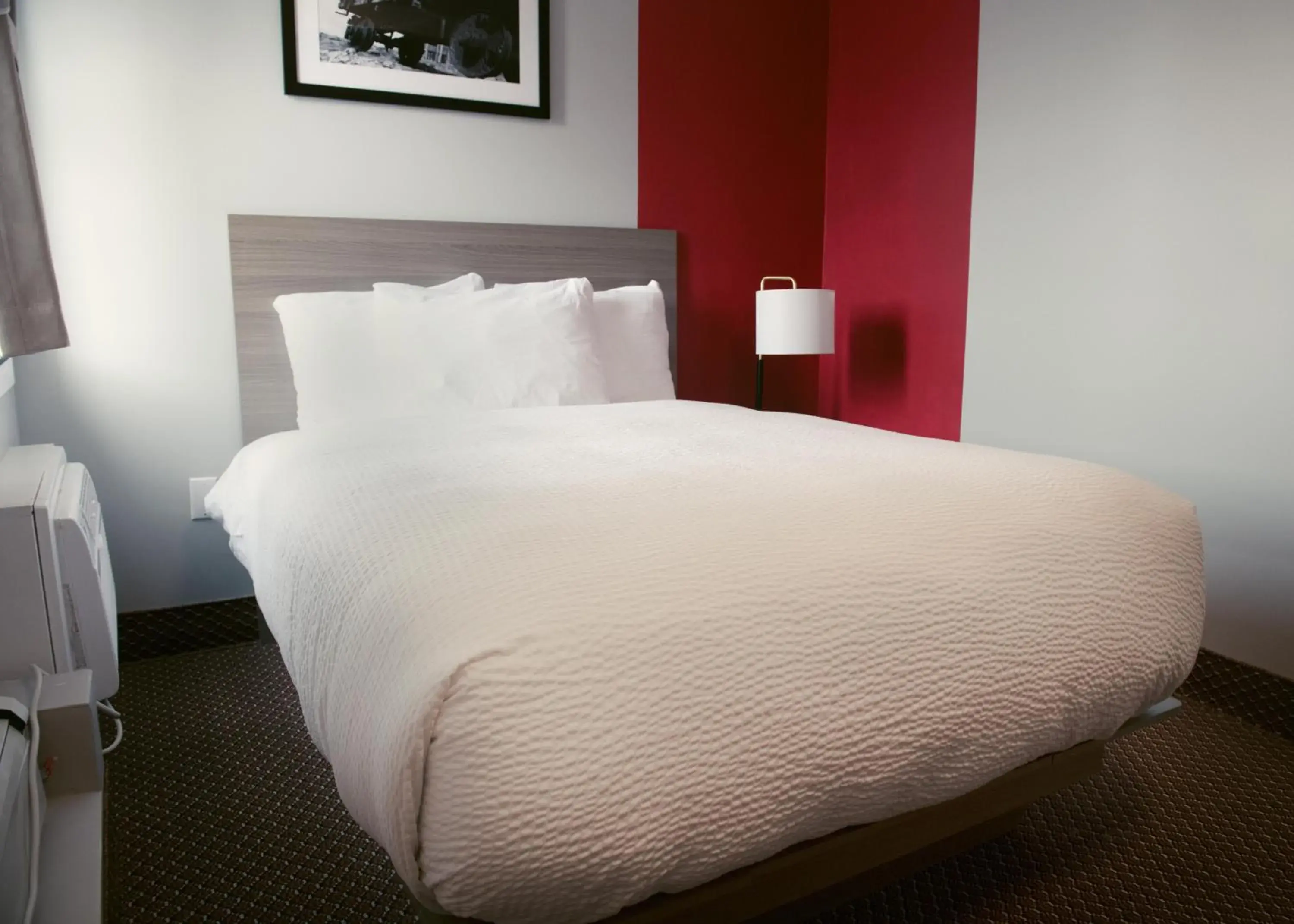 Queen Room - Non-Smoking in Ramada by Wyndham Kirkland Lake Queen Room - Non-Smoking in Ramada by Wyndham Kirkland Lake