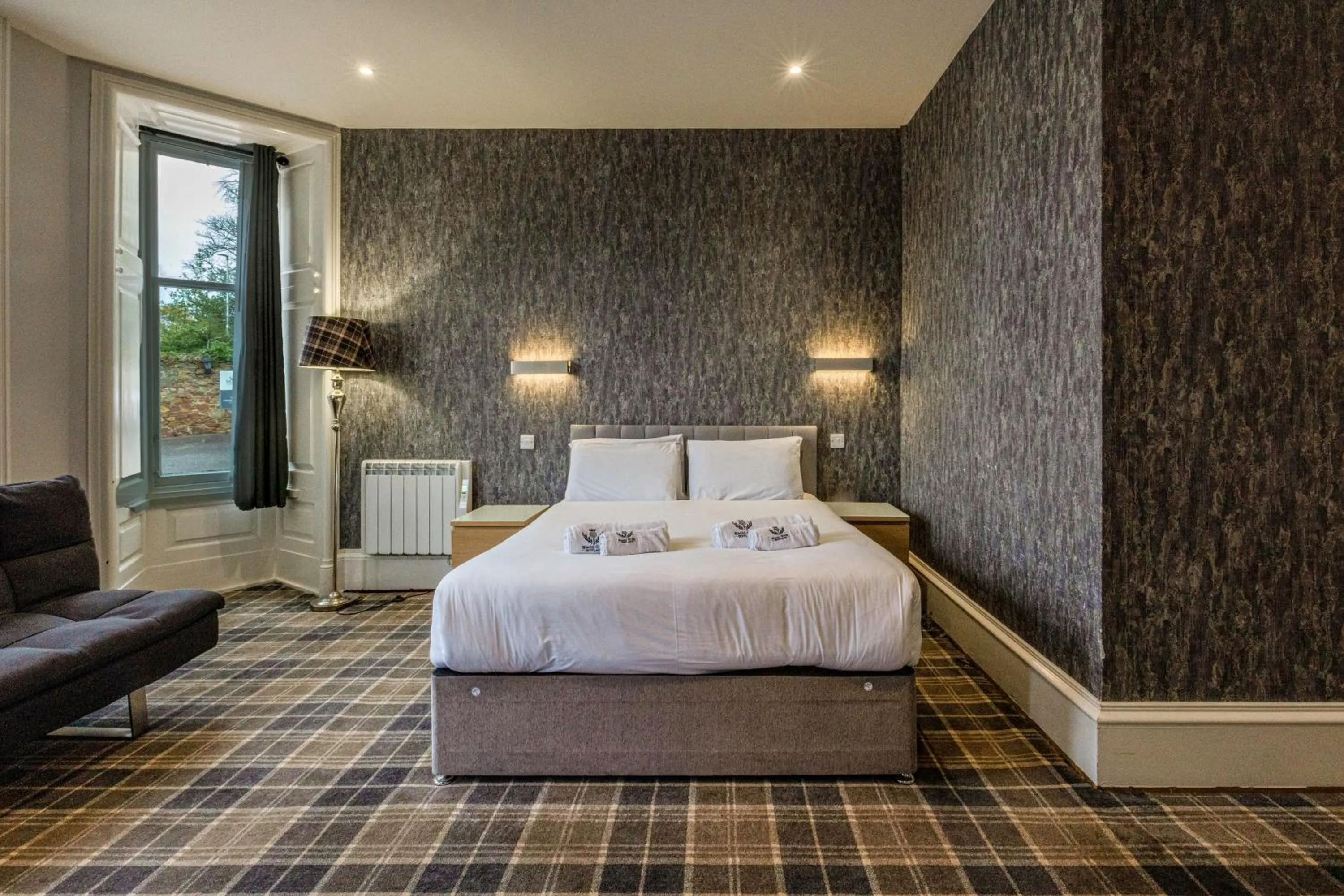 Bed in Crown Hotel & Bar