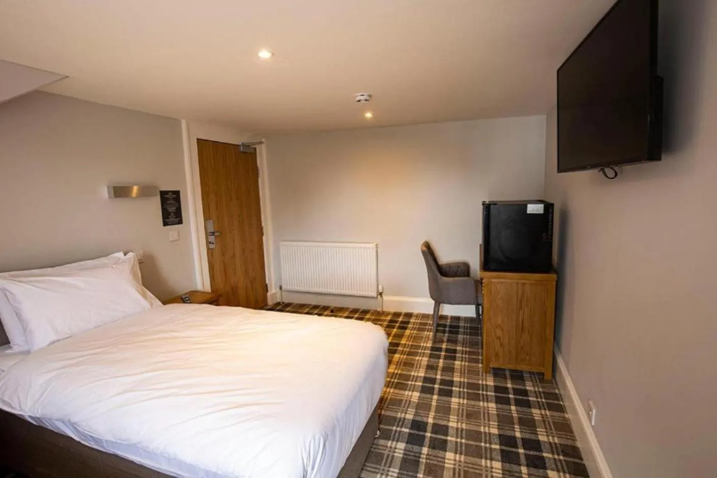Bed in Crown Hotel & Bar