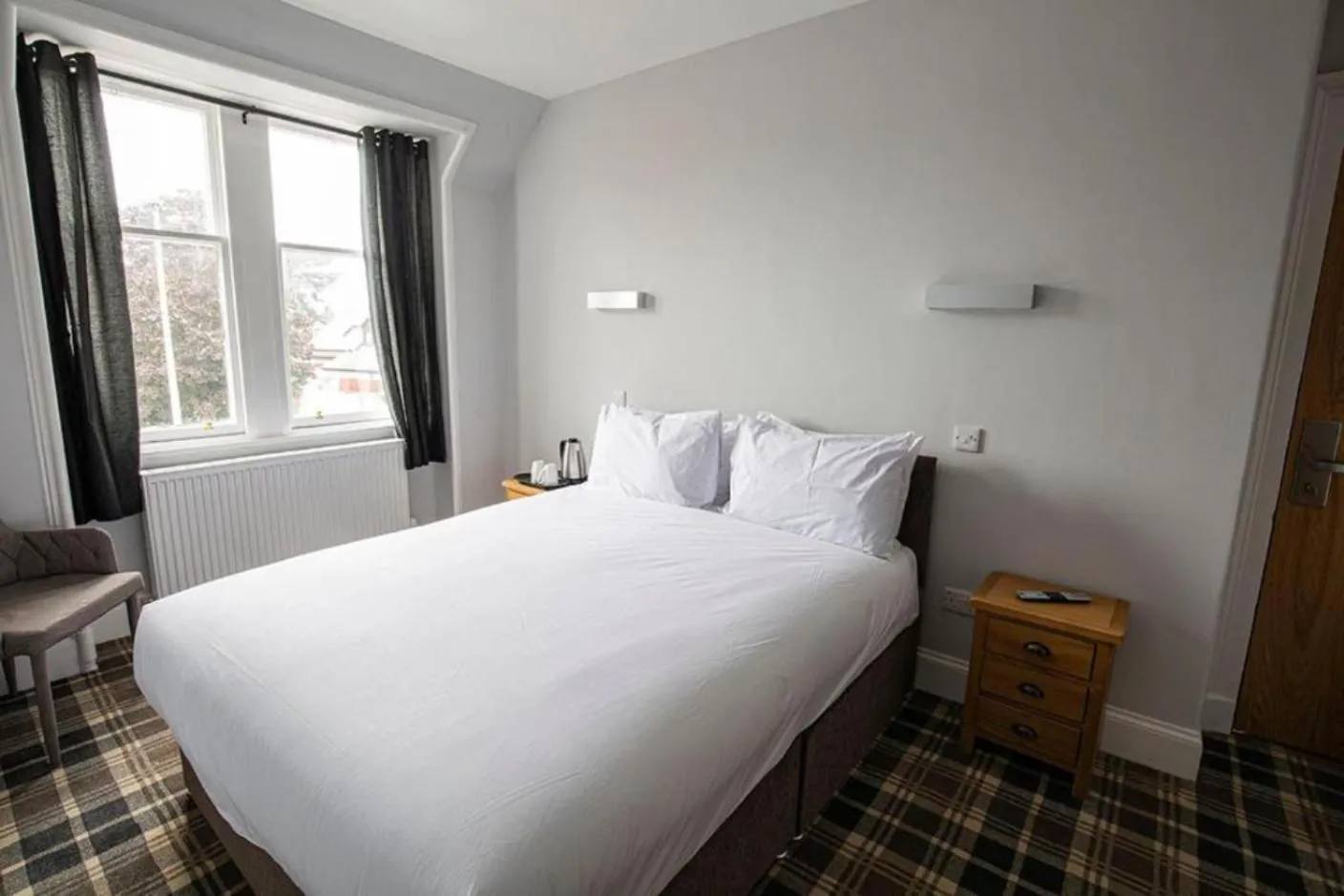 Bed in Crown Hotel & Bar