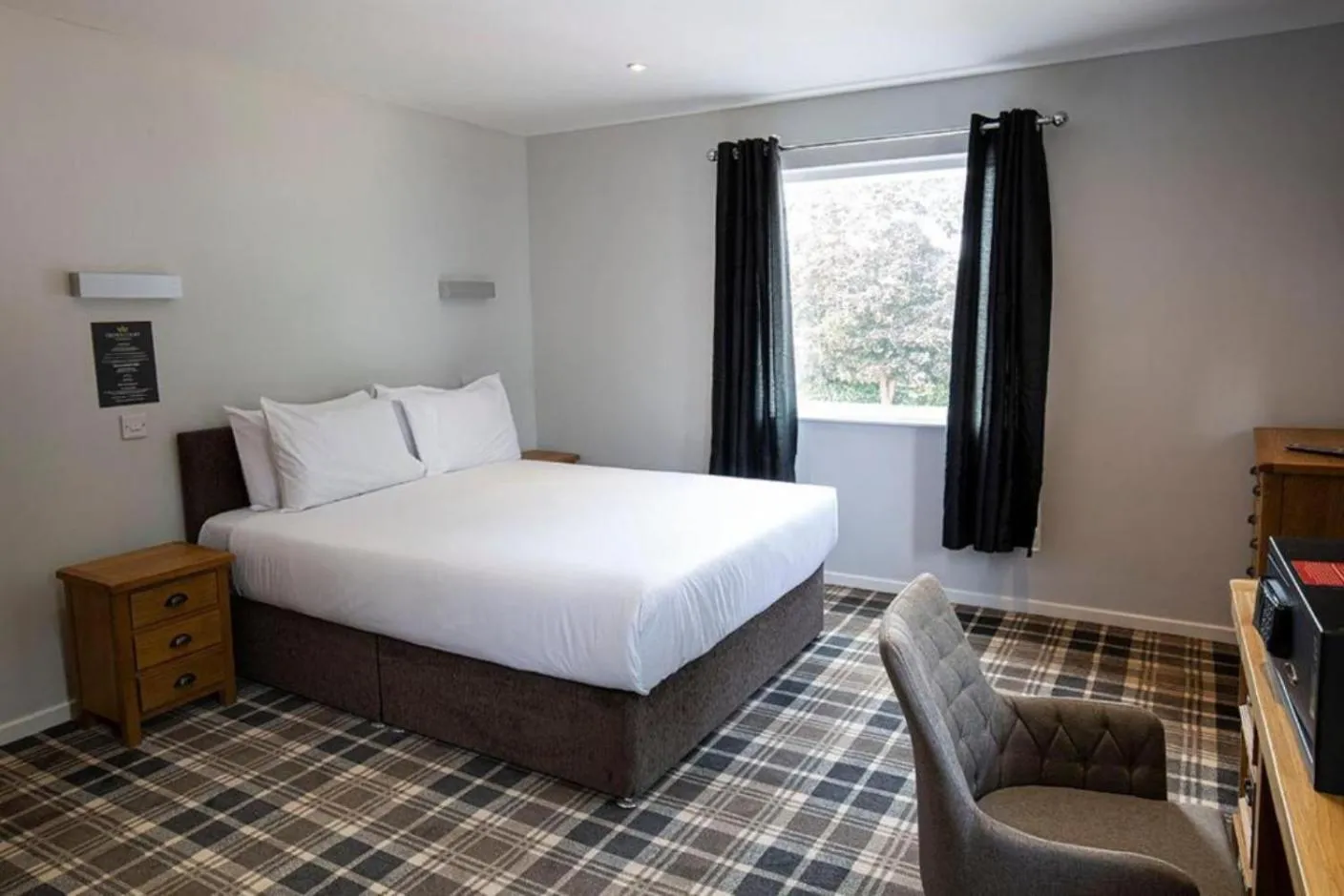 Bed in Crown Hotel & Bar