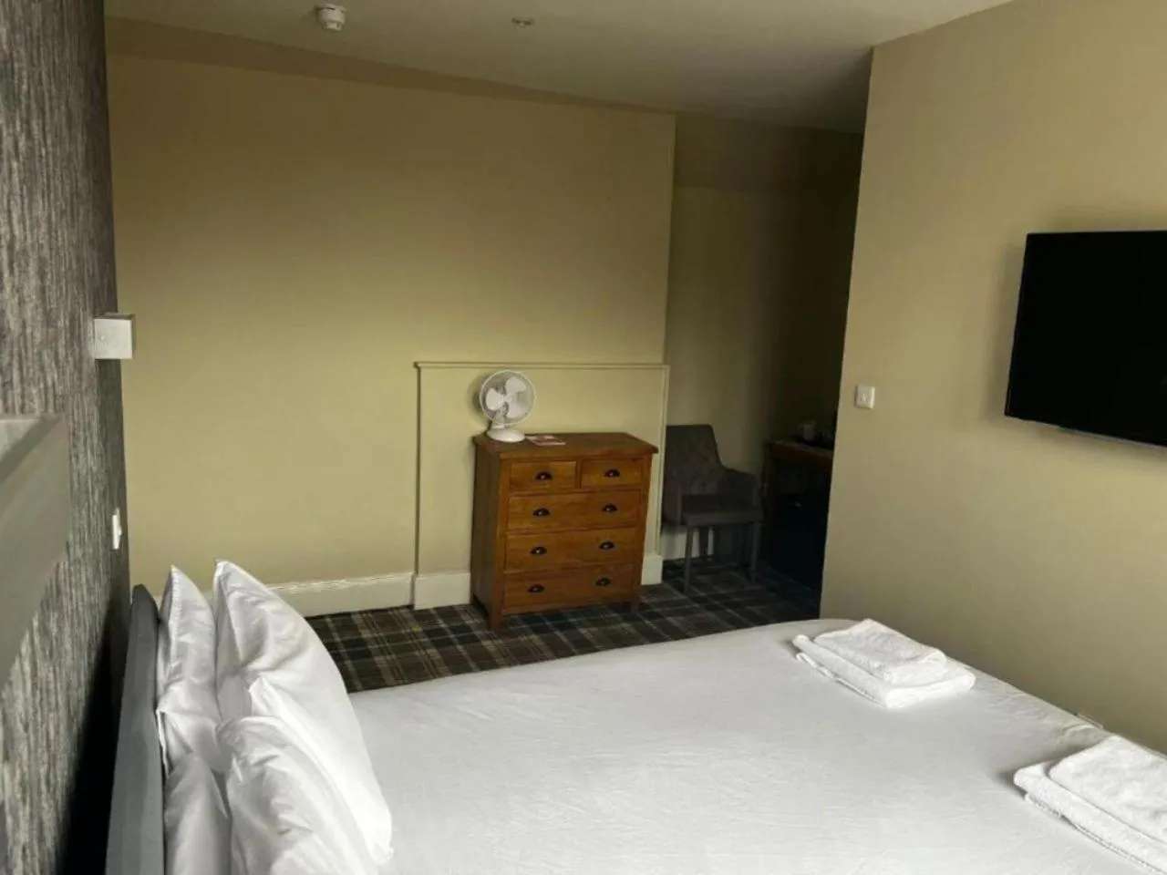 Bed in Crown Hotel & Bar