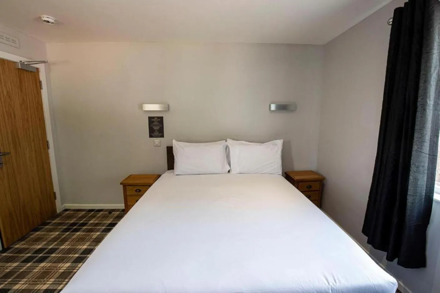 Bed in Crown Hotel & Bar