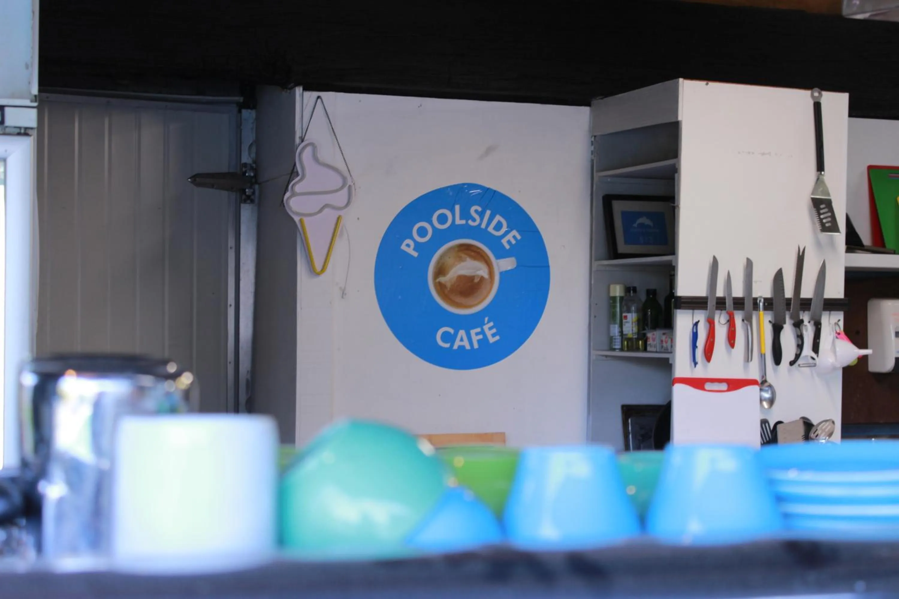 Restaurant/places to eat in Dusky Lodge