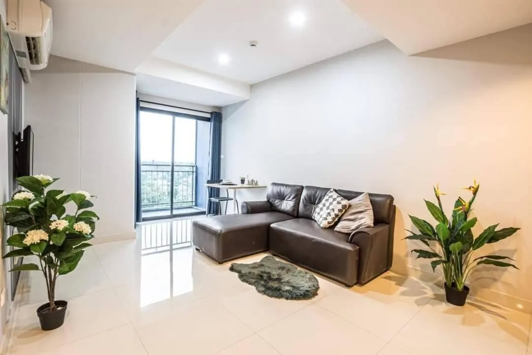 Living room in Ploen Ploen Residence