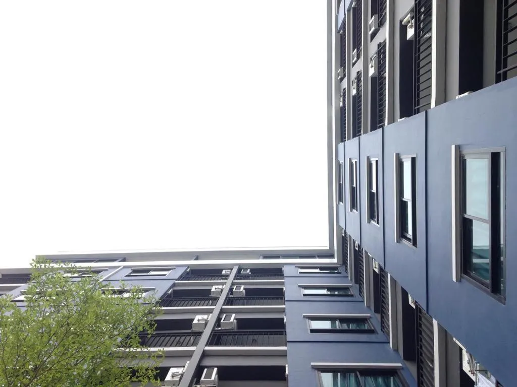 Property building in Ploen Ploen Residence