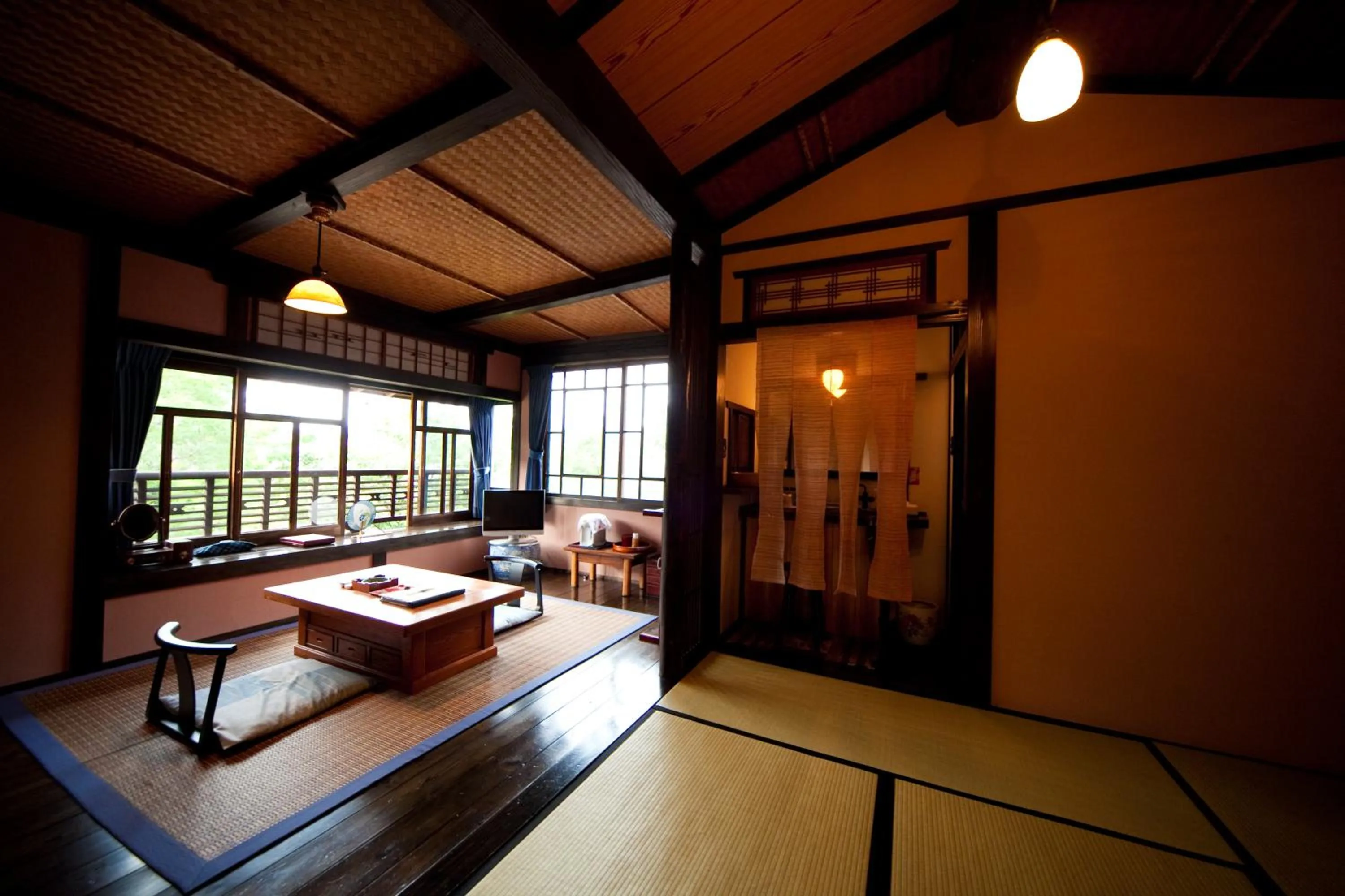 Photo of the whole room in Hatago Kayausagi
