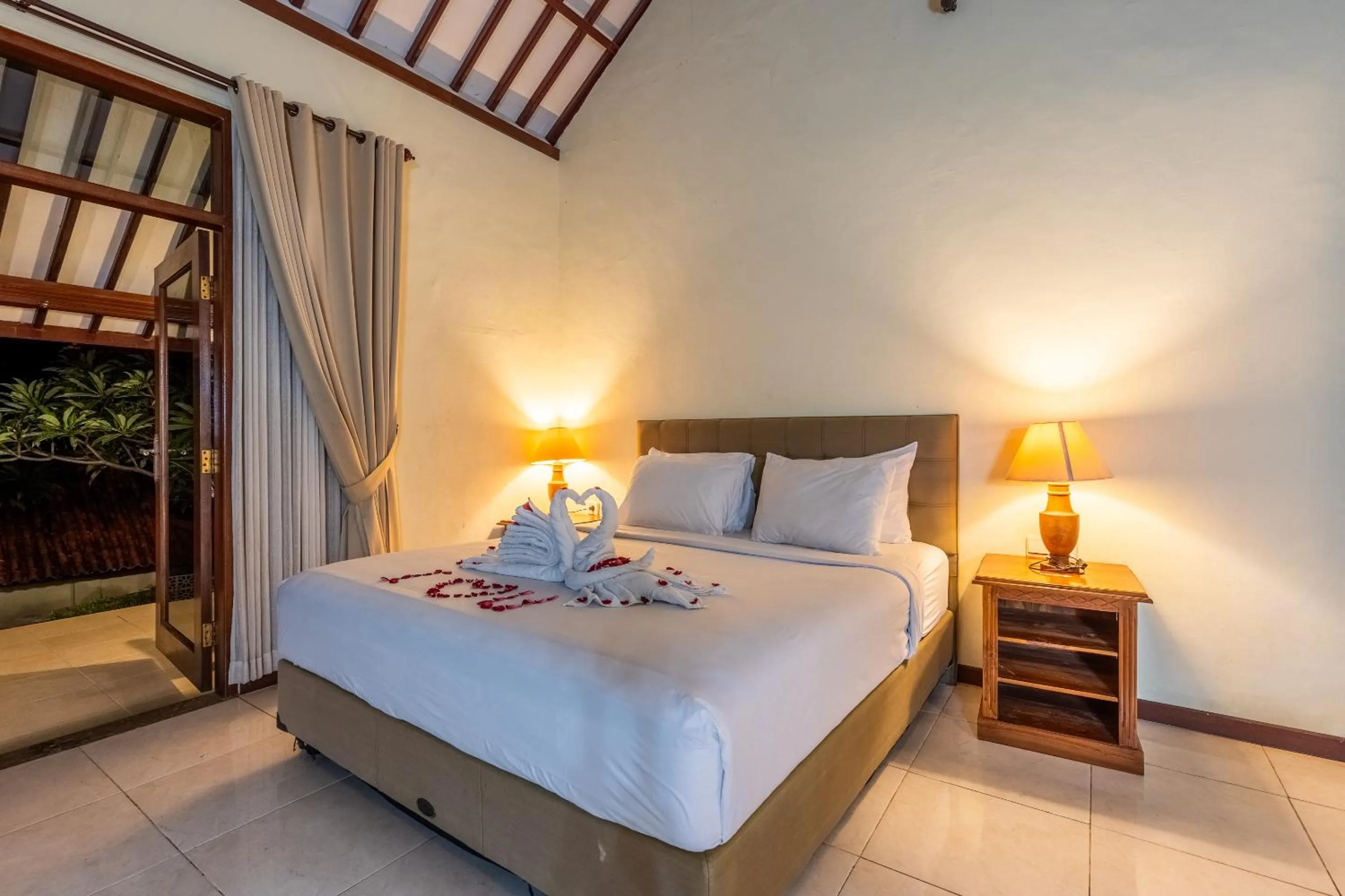 Bed in Taman Surgawi Resort & Spa