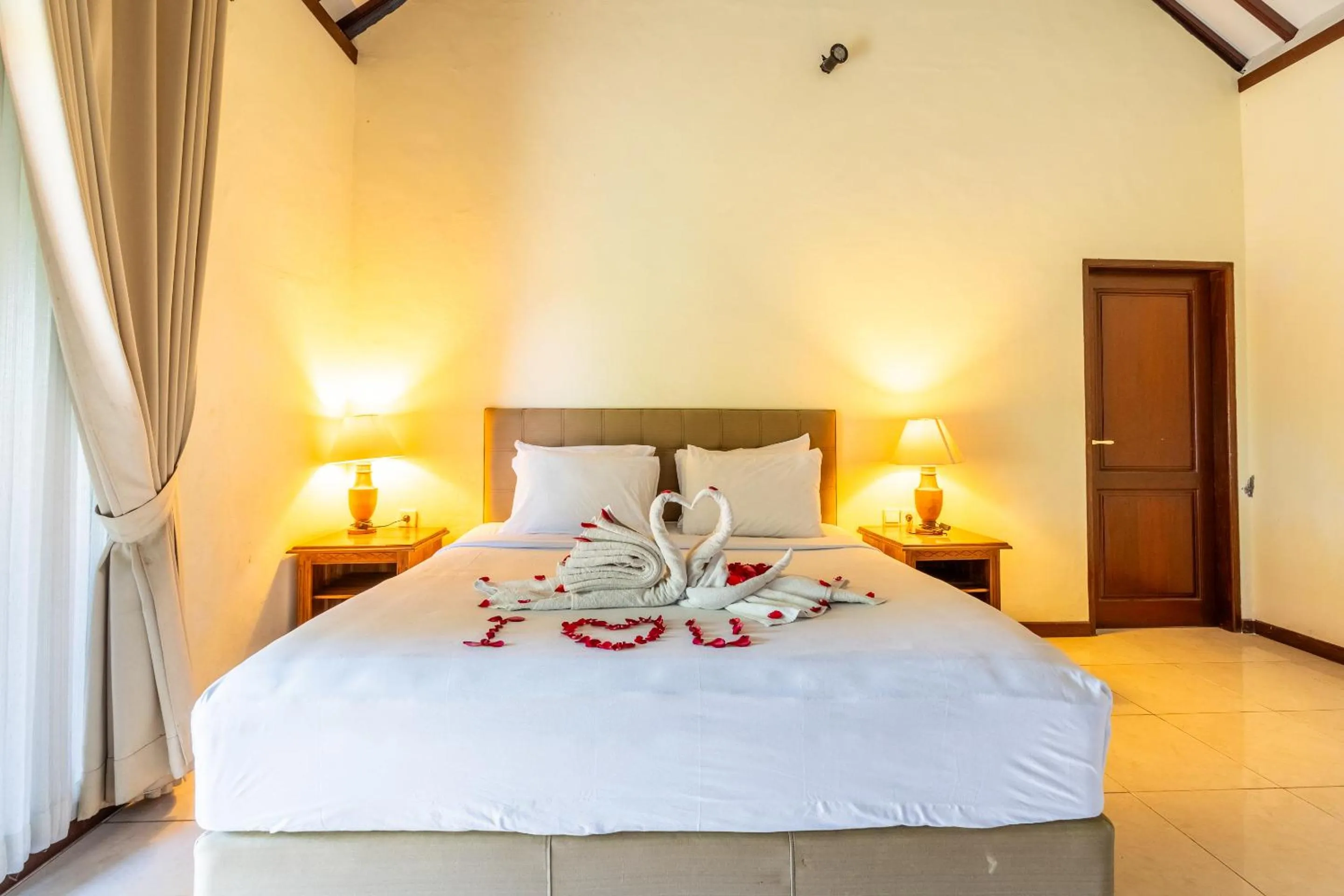Bedroom, Bed in Taman Surgawi Resort & Spa