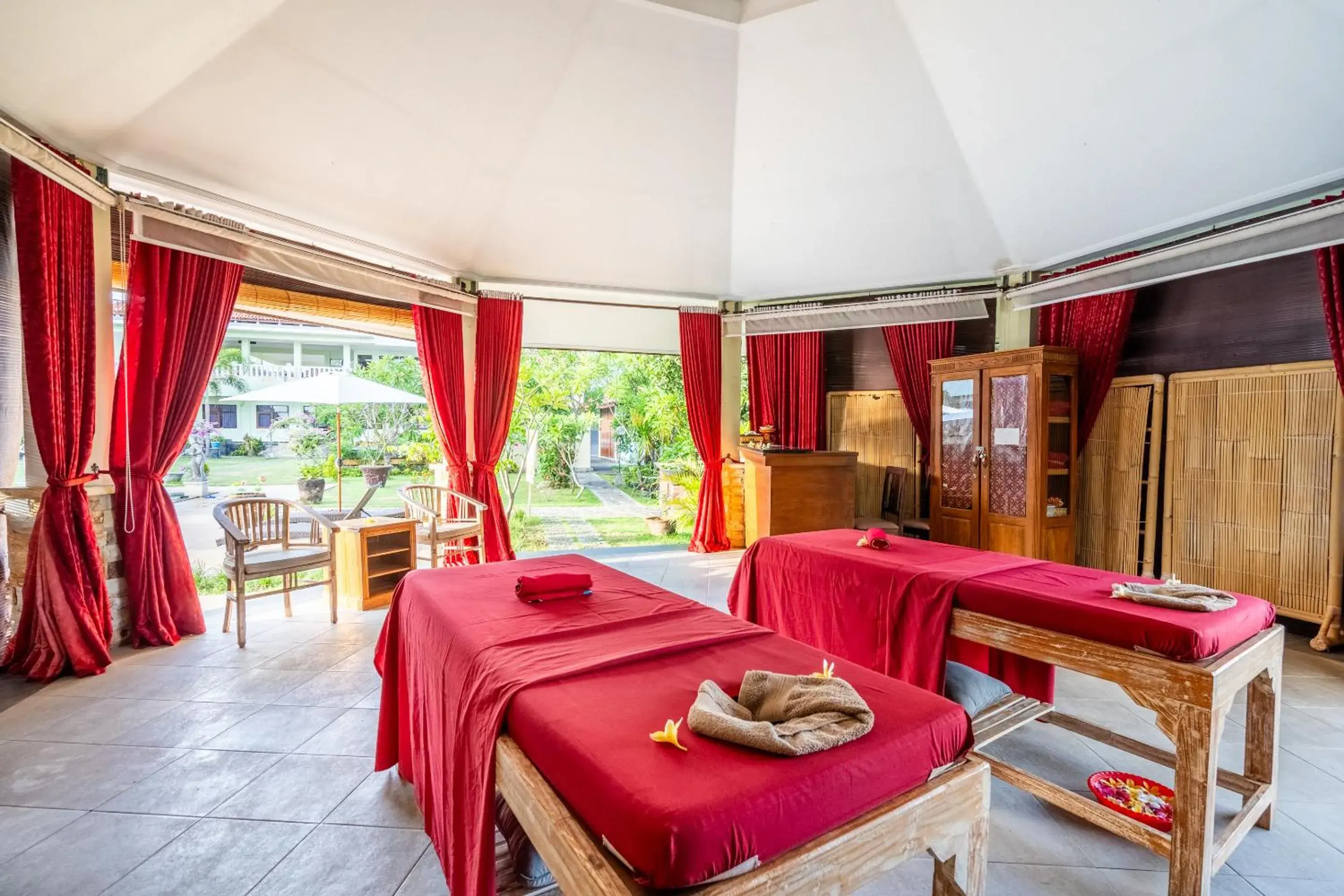 Spa and wellness centre/facilities, Bed in Taman Surgawi Resort & Spa Spa and wellness centre/facilities, Bed in Taman Surgawi Resort & Spa