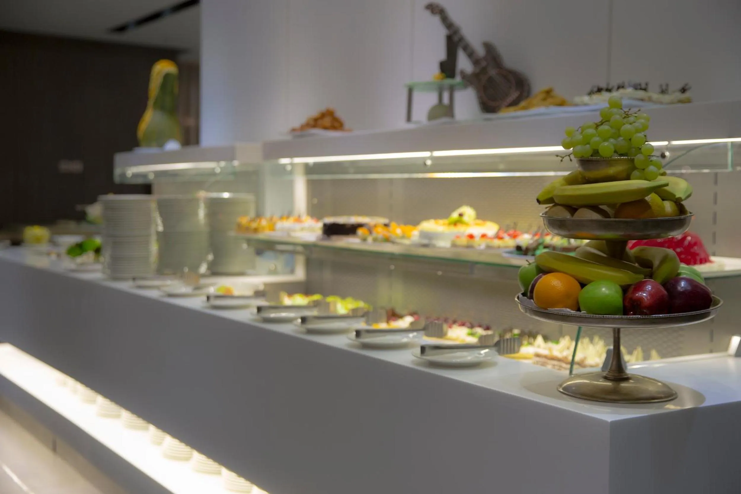 Meals in Executives Hotel - KAFD