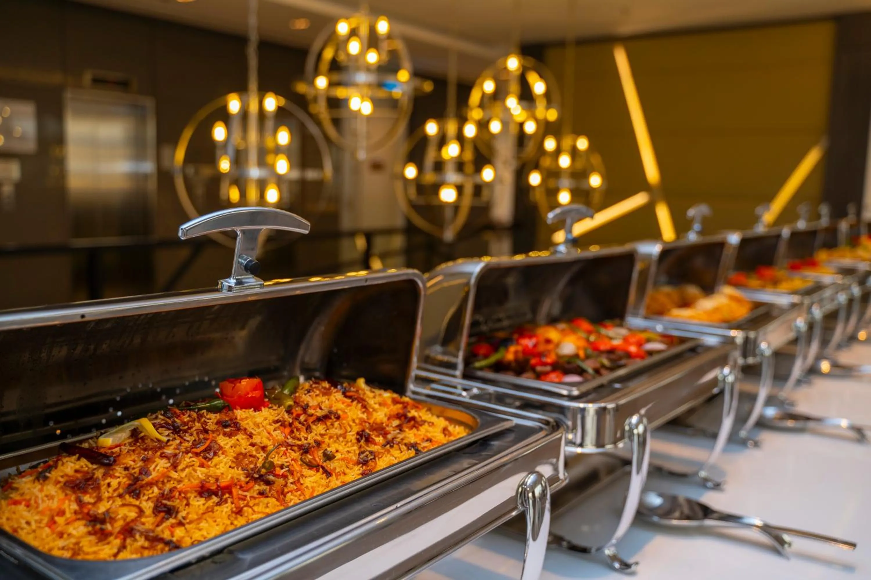 Restaurant/places to eat in Executives Hotel - KAFD