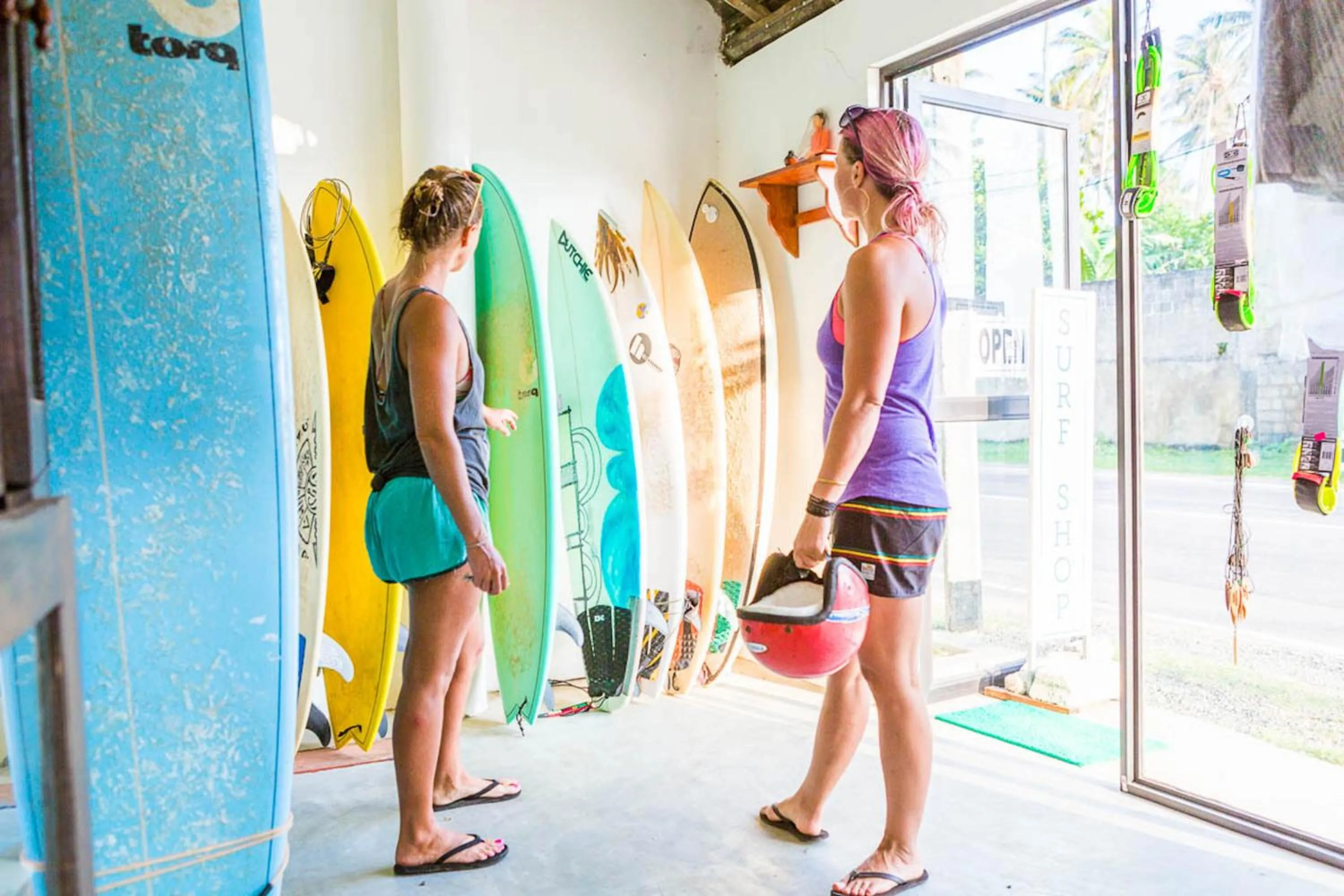 On-site shops in Cocoplant Surf Inn