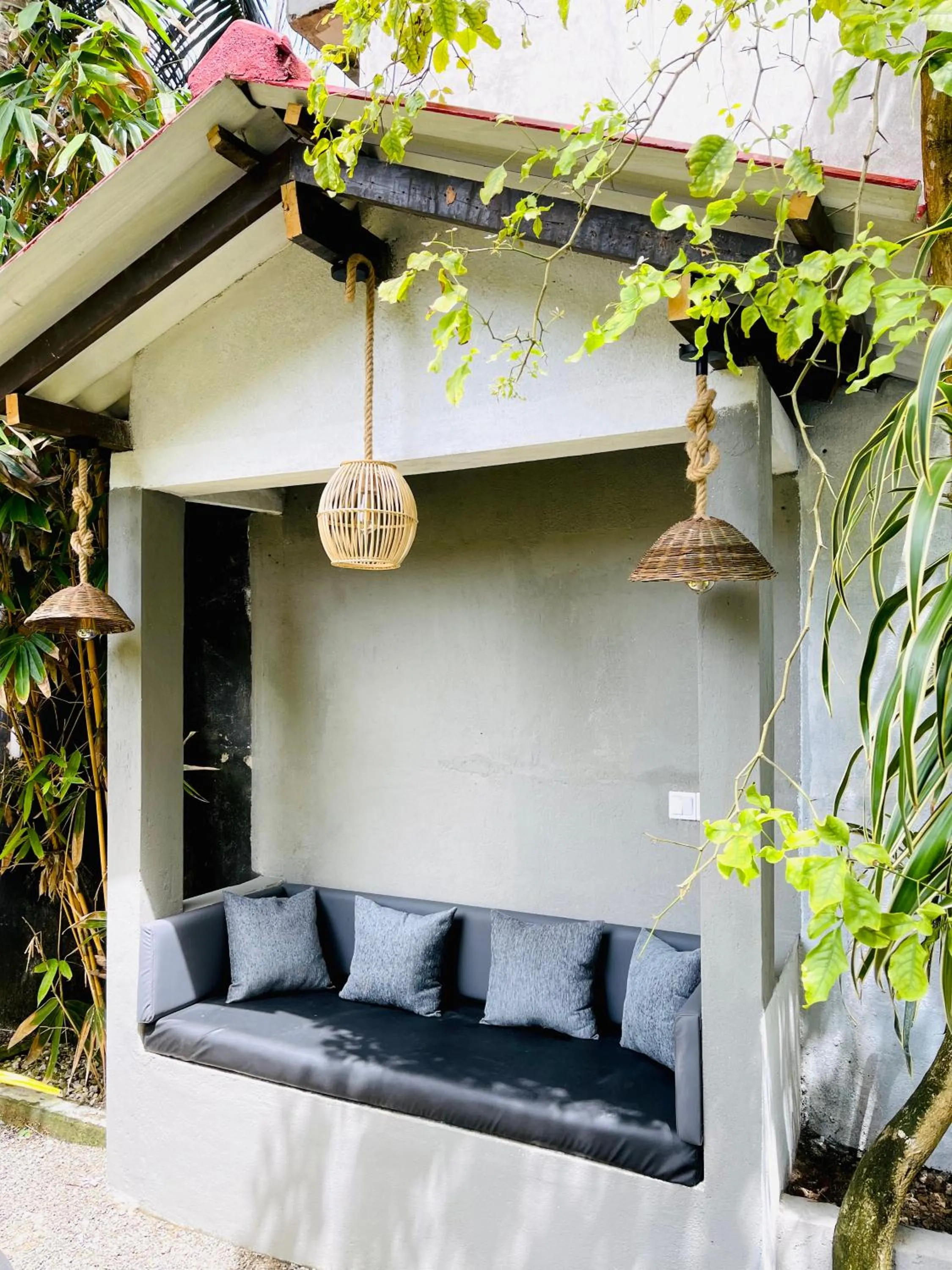 Garden in Cocoplant Surf Inn