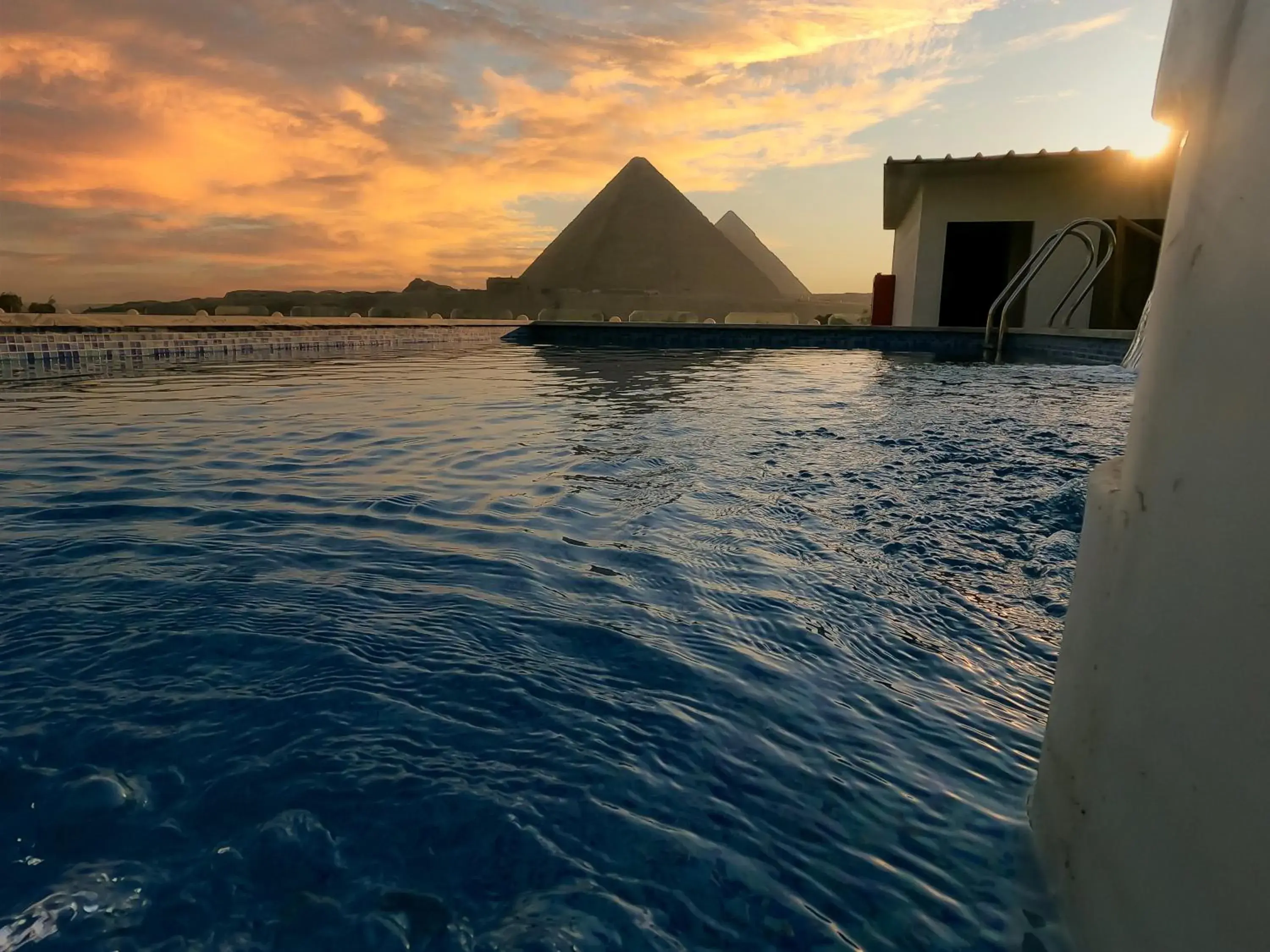 Deluxe Double or Twin Room with Mountain View - single occupancy in Sahary Pyramids View Hotel Deluxe Double or Twin Room with Mountain View - single occupancy in Sahary Pyramids View Hotel