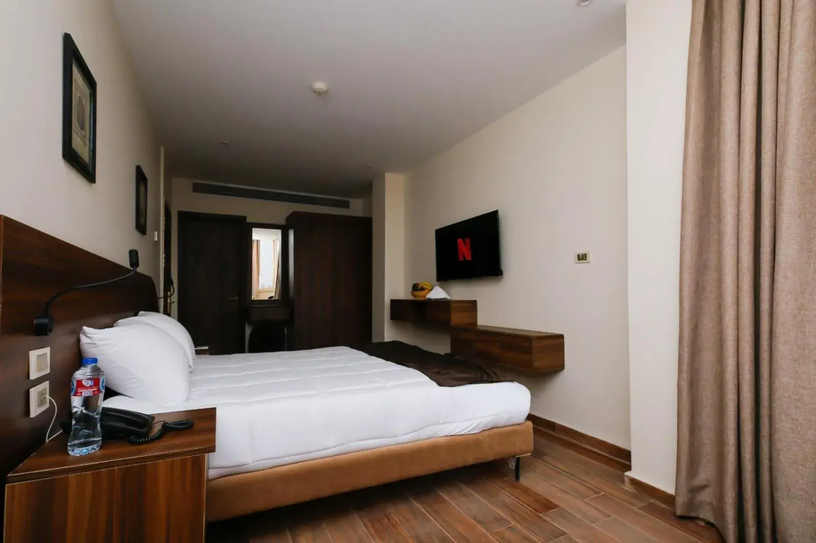 Triple Room with Mountain View in Sahary Pyramids View Hotel Triple Room with Mountain View in Sahary Pyramids View Hotel
