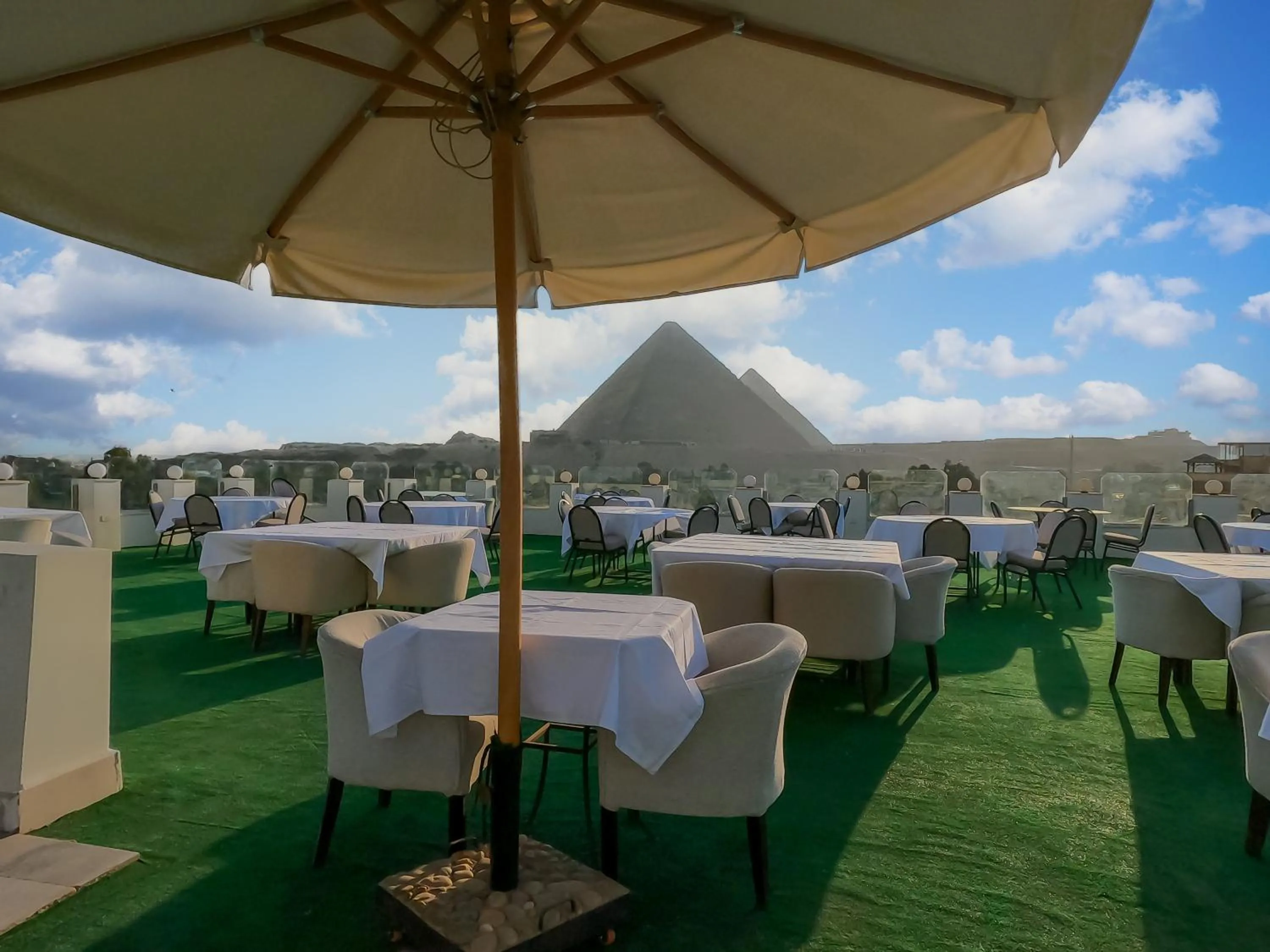 Sahary Pyramids View Hotel