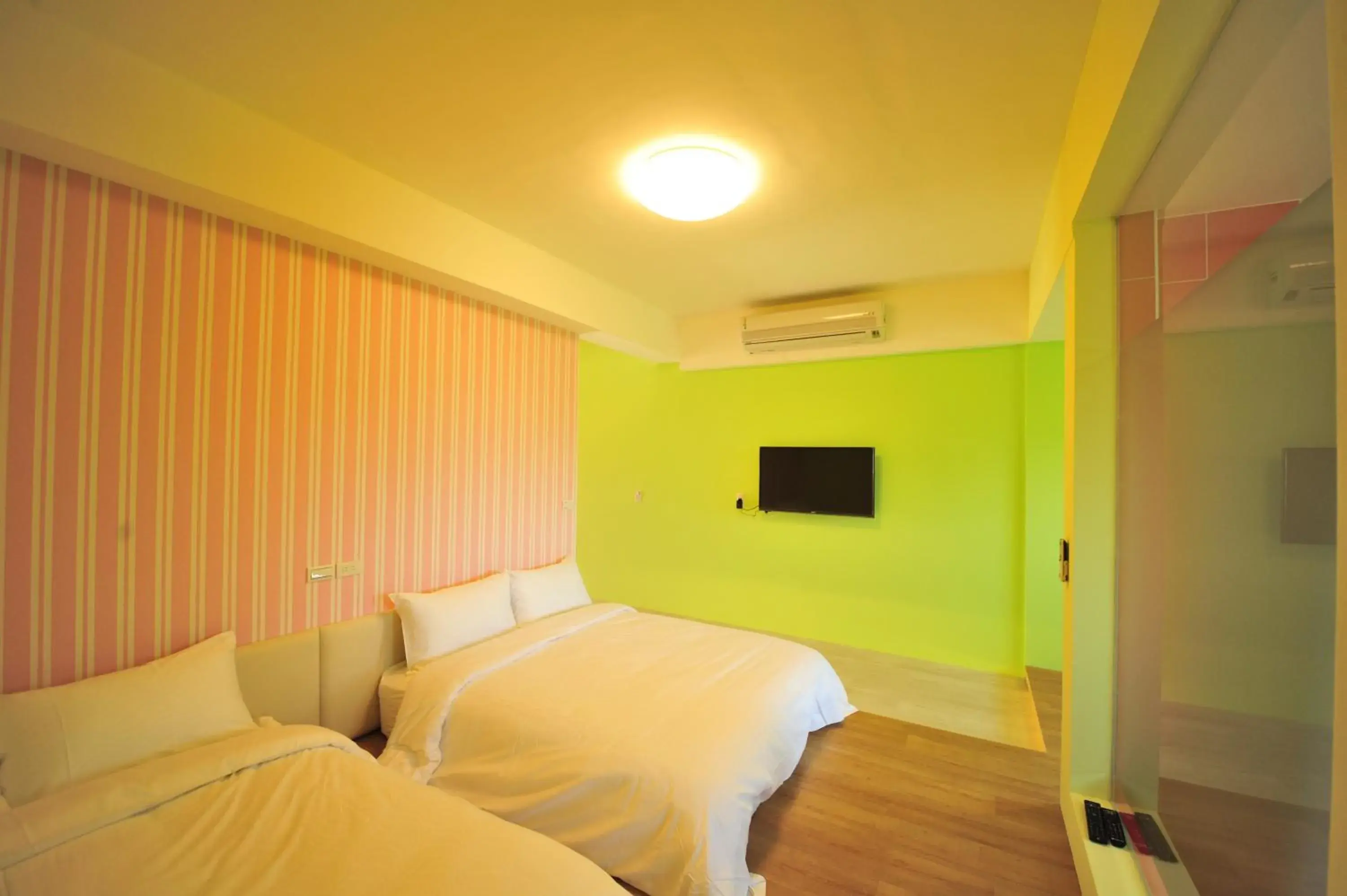 Quadruple Room with Terrace in Little Sunshine Quadruple Room with Terrace in Little Sunshine