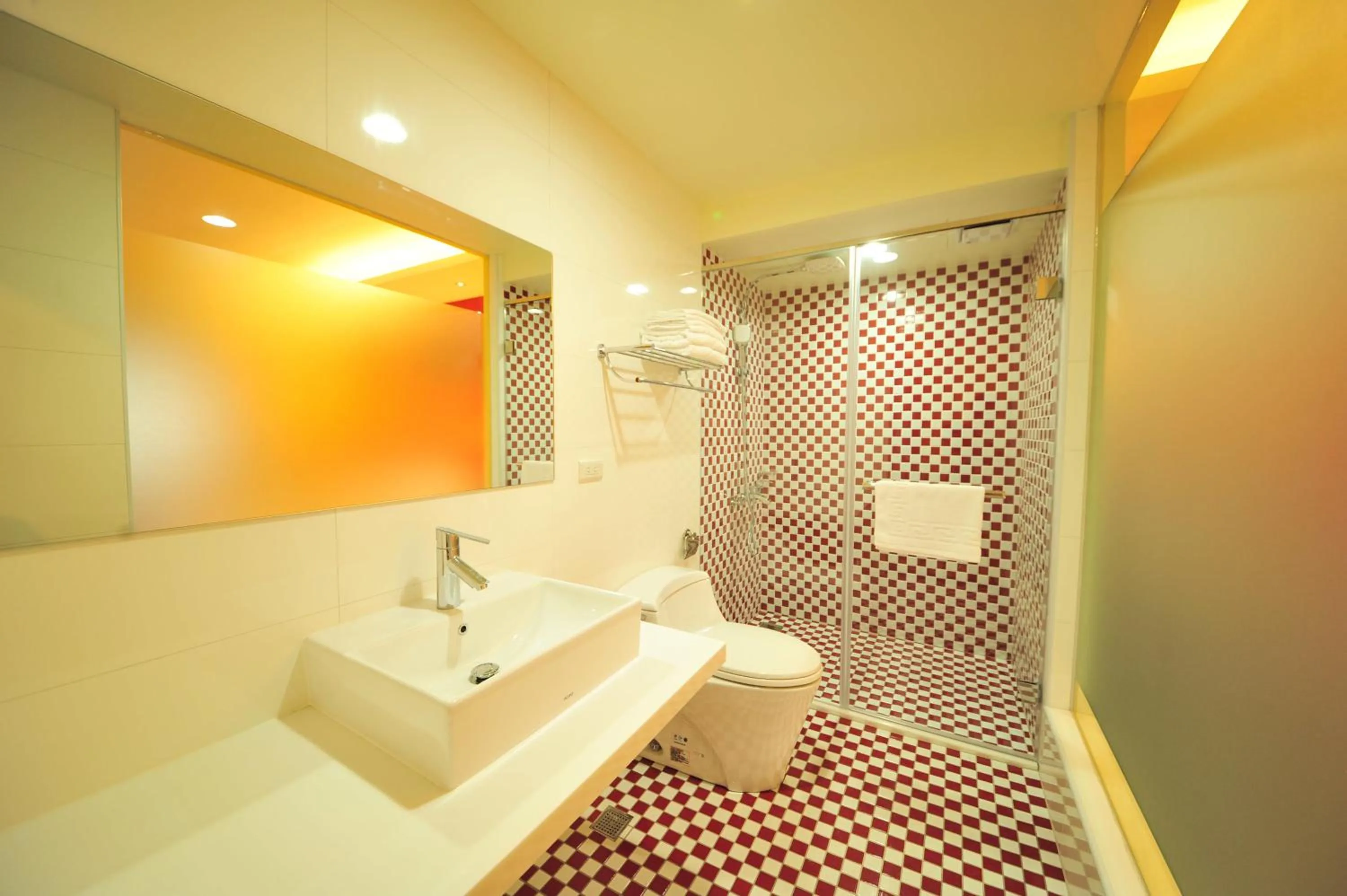 Bathroom in Little Sunshine